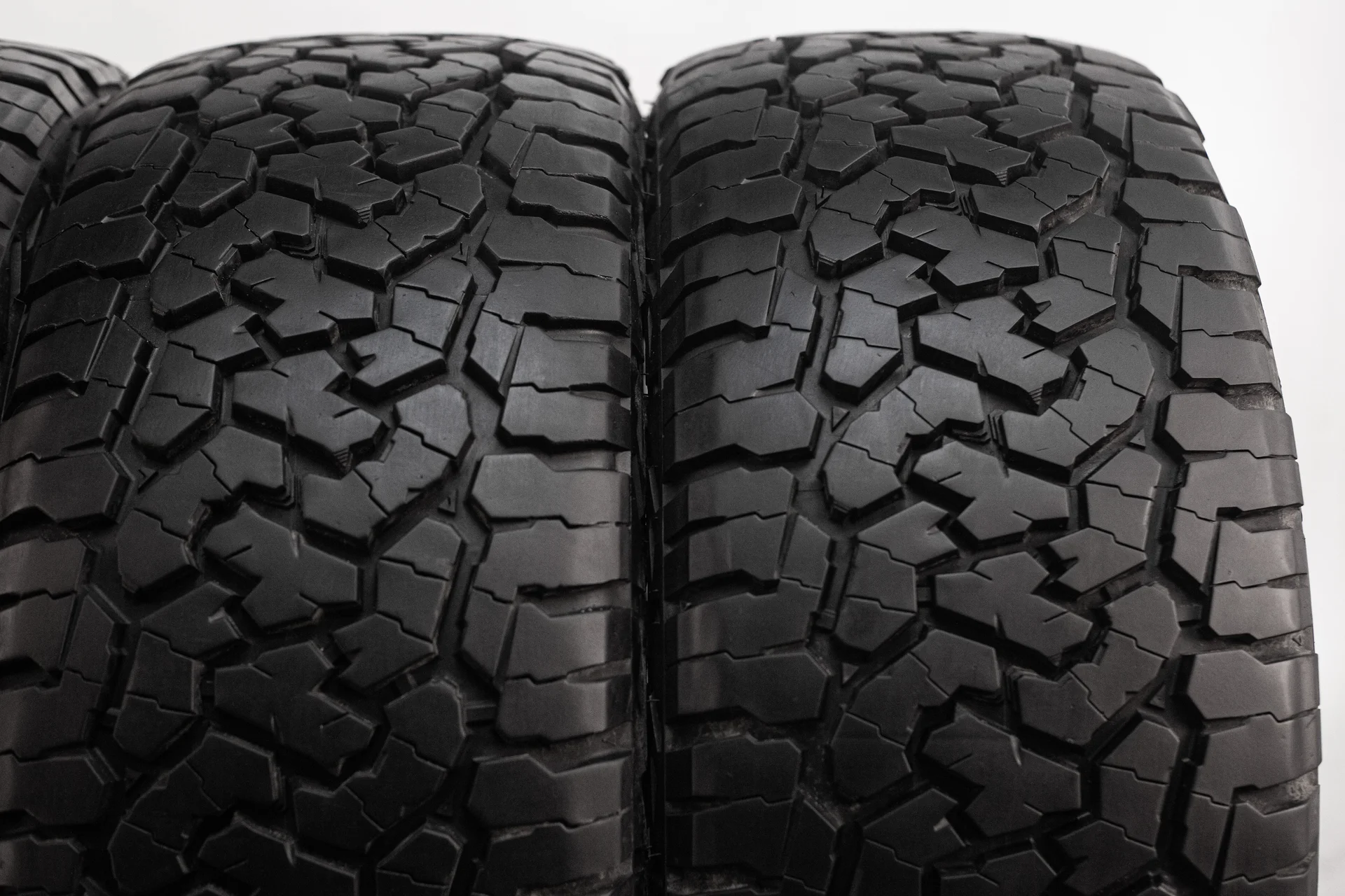 Roadcruza RA1100 LT255/50 R19 113/110S - миниатюра 4