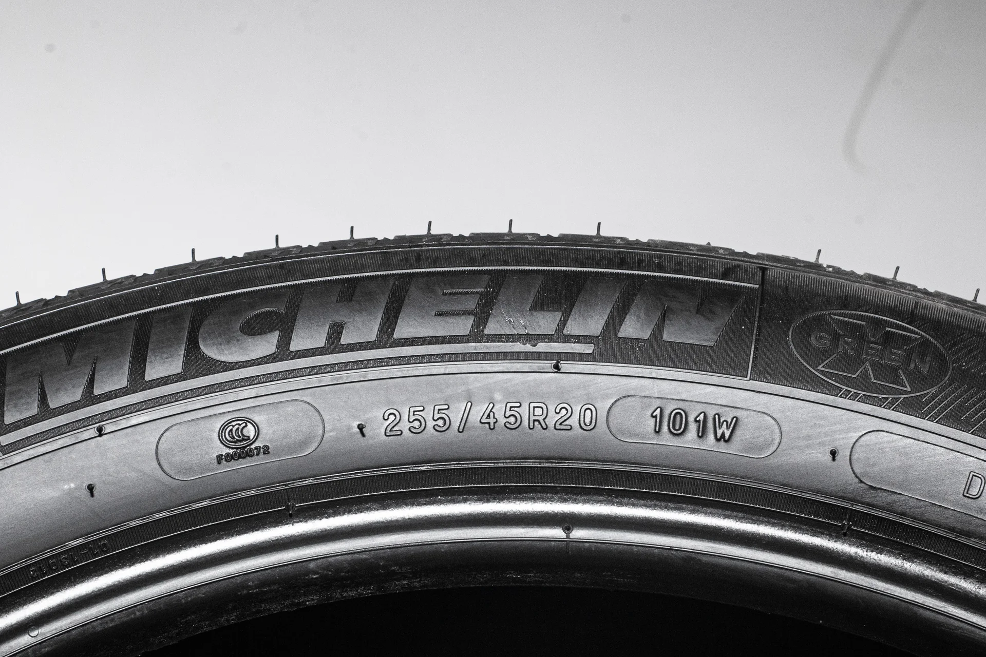 Michelin Latitude Sport 3 255/45 R20 101W - миниатюра 8