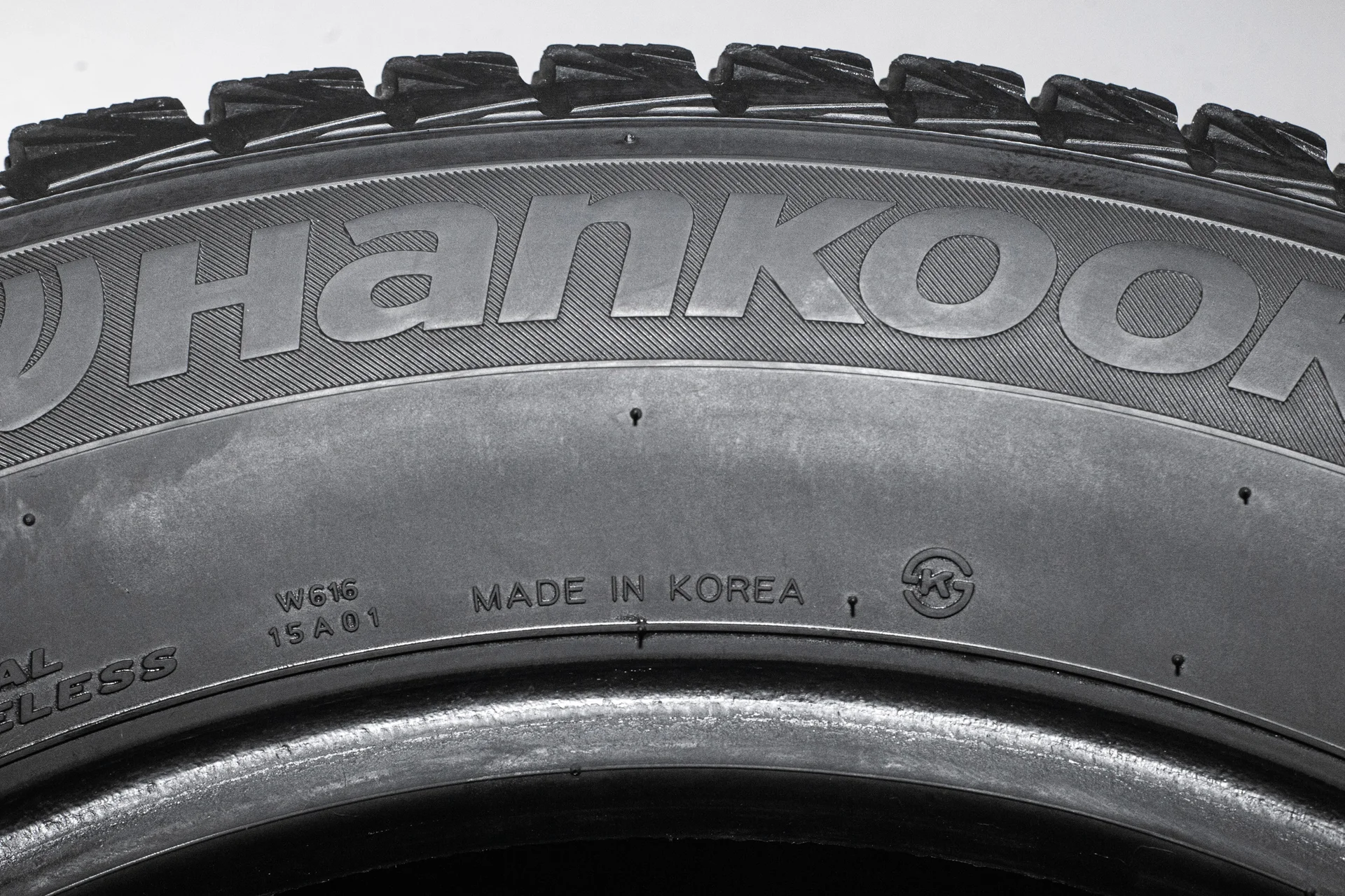 Hankook Winter I*Cept IZ2 215/65 R17 99T - миниатюра 10