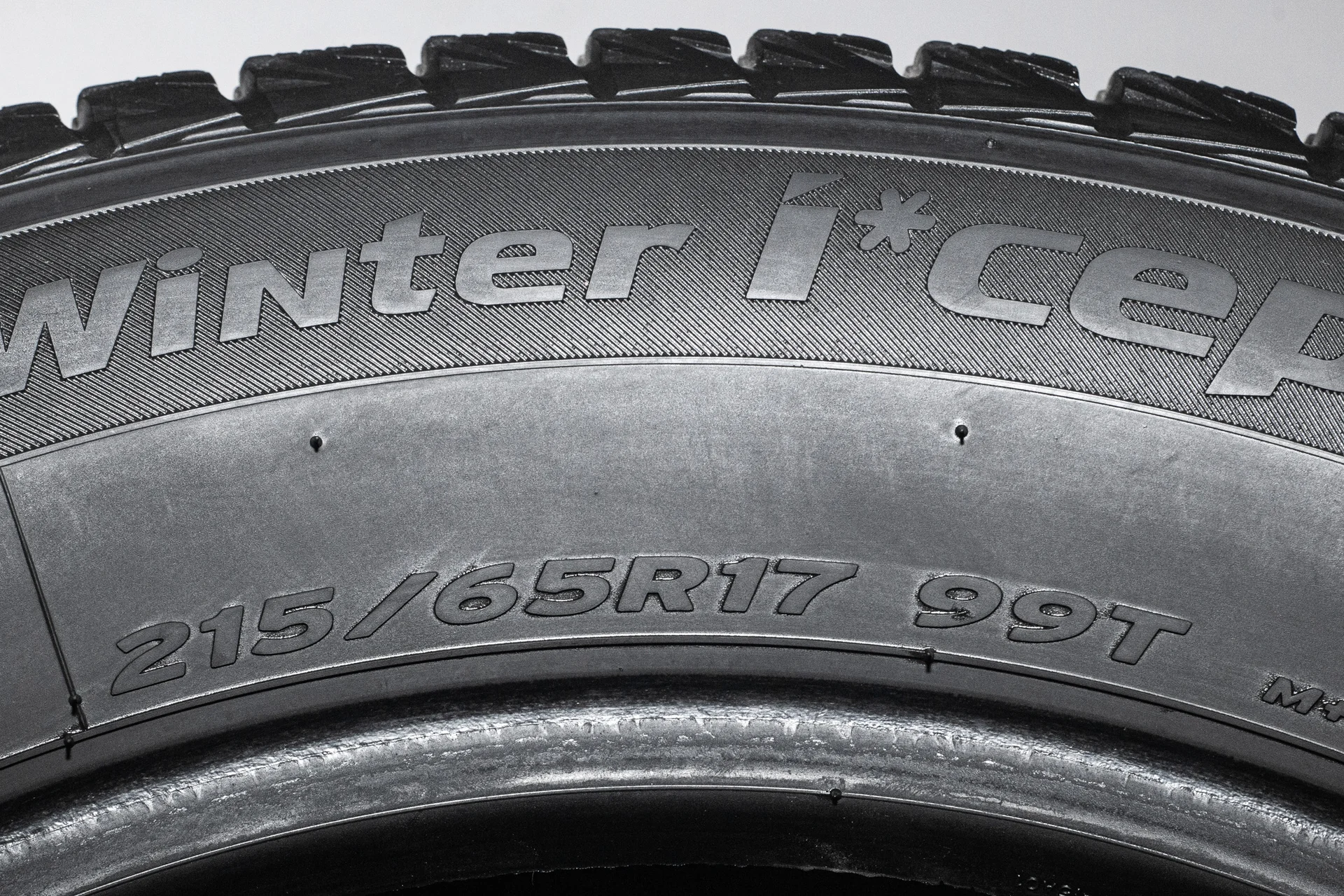 Hankook Winter I*Cept IZ2 215/65 R17 99T - миниатюра 8
