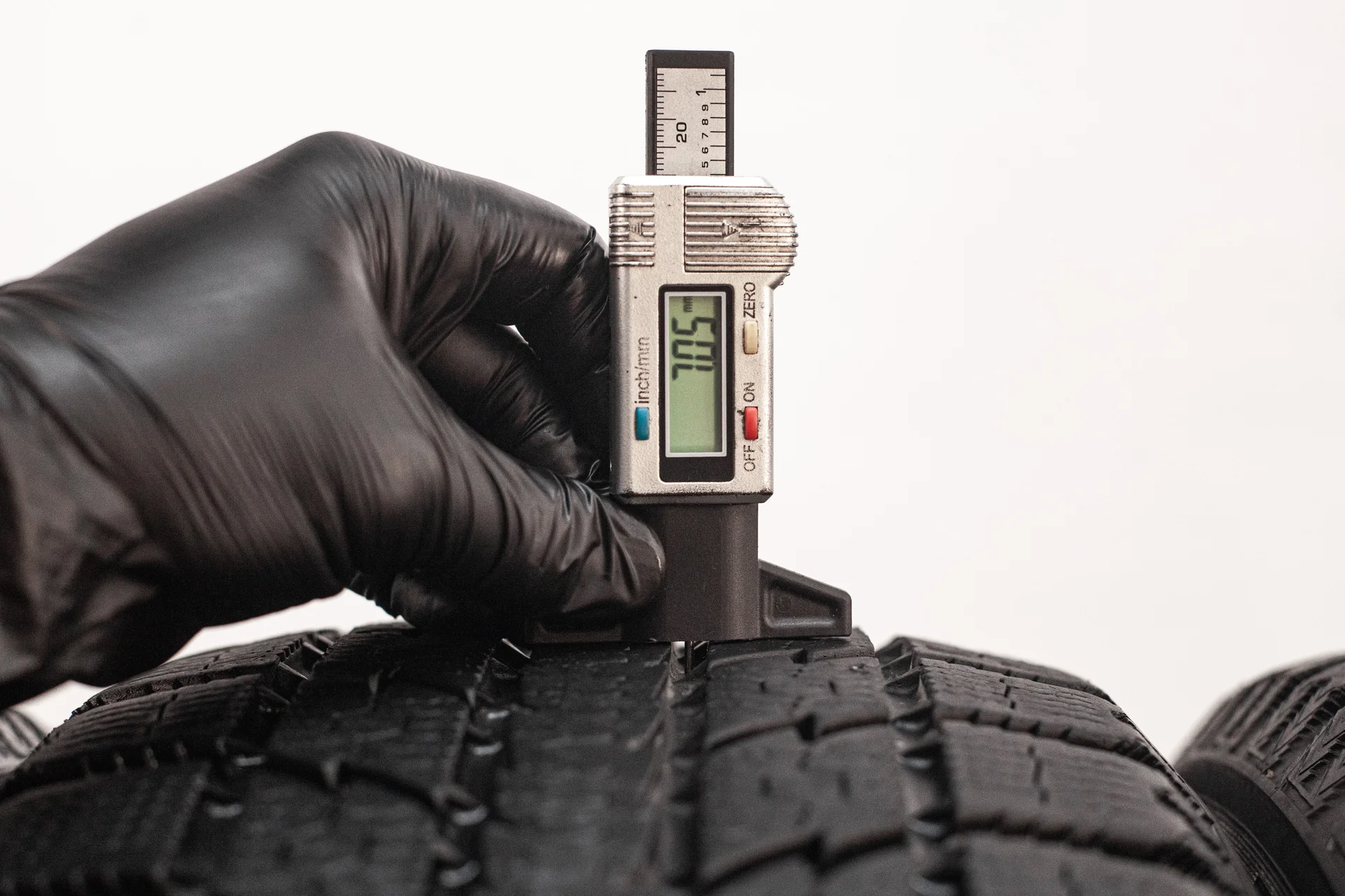 Toyo Observe GSi-5 215/55 R18 94T - миниатюра 2