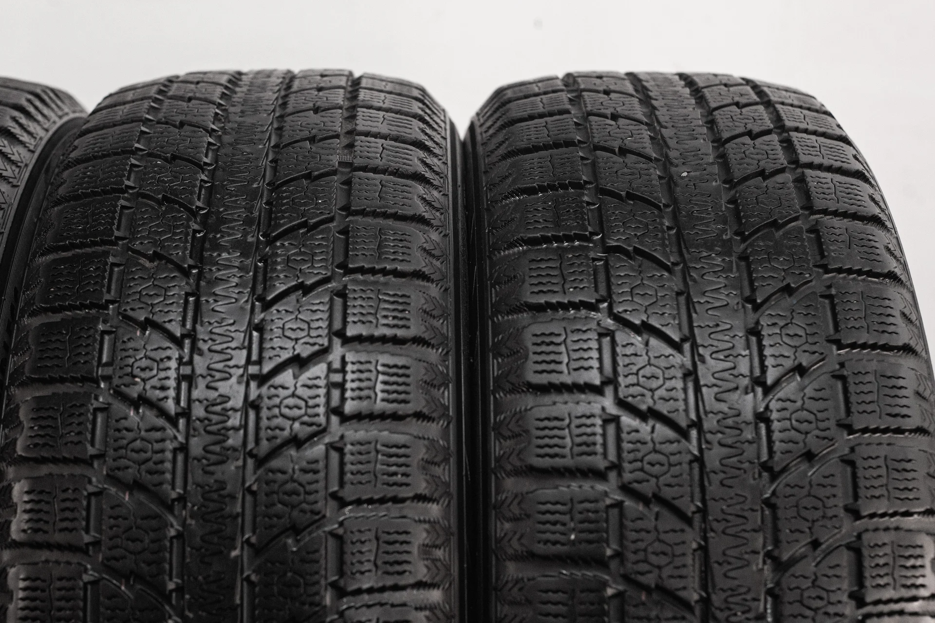 Toyo Observe GSi-5 215/55 R18 94T - миниатюра 4