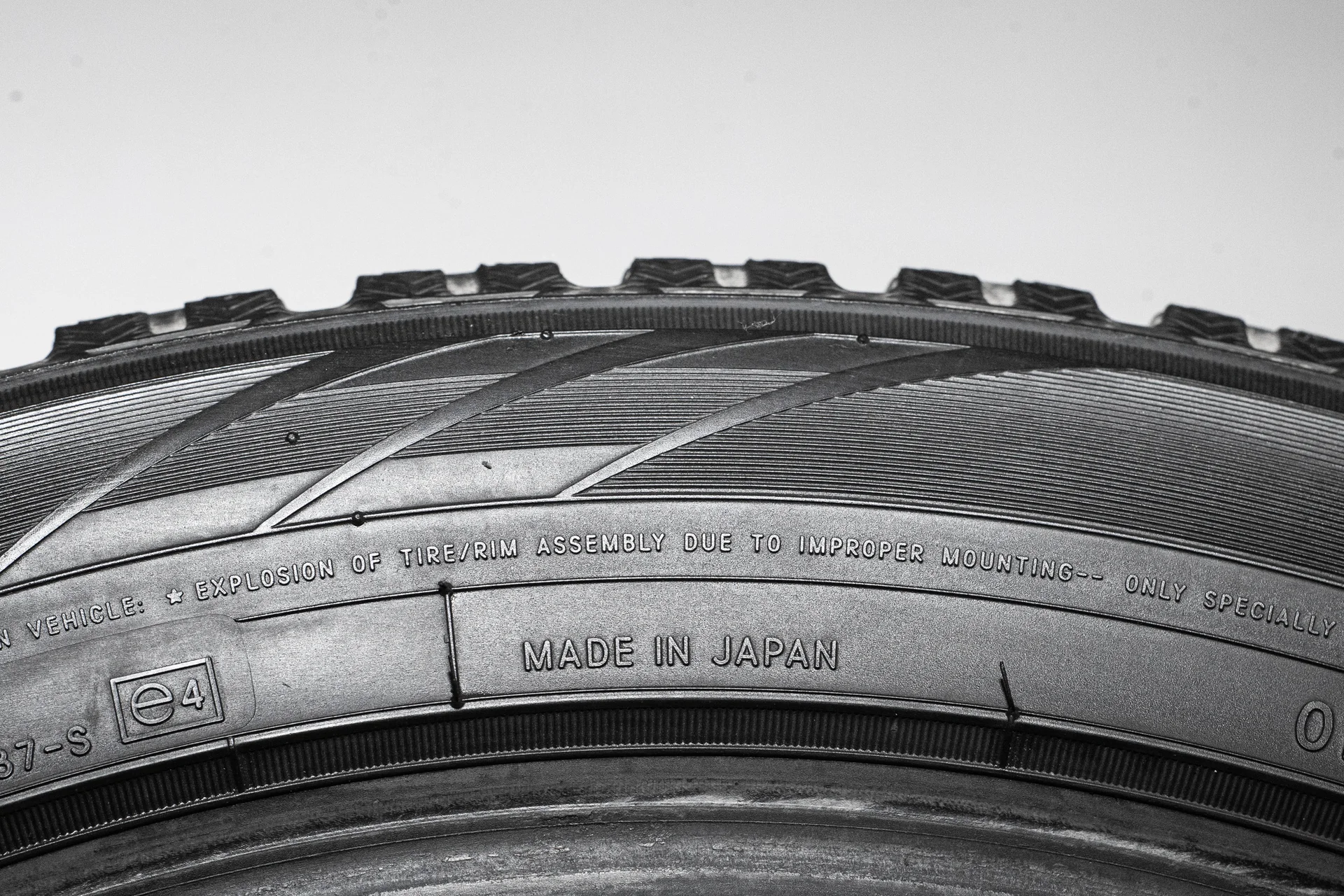Toyo Observe GSi-5 215/55 R18 94T - миниатюра 9