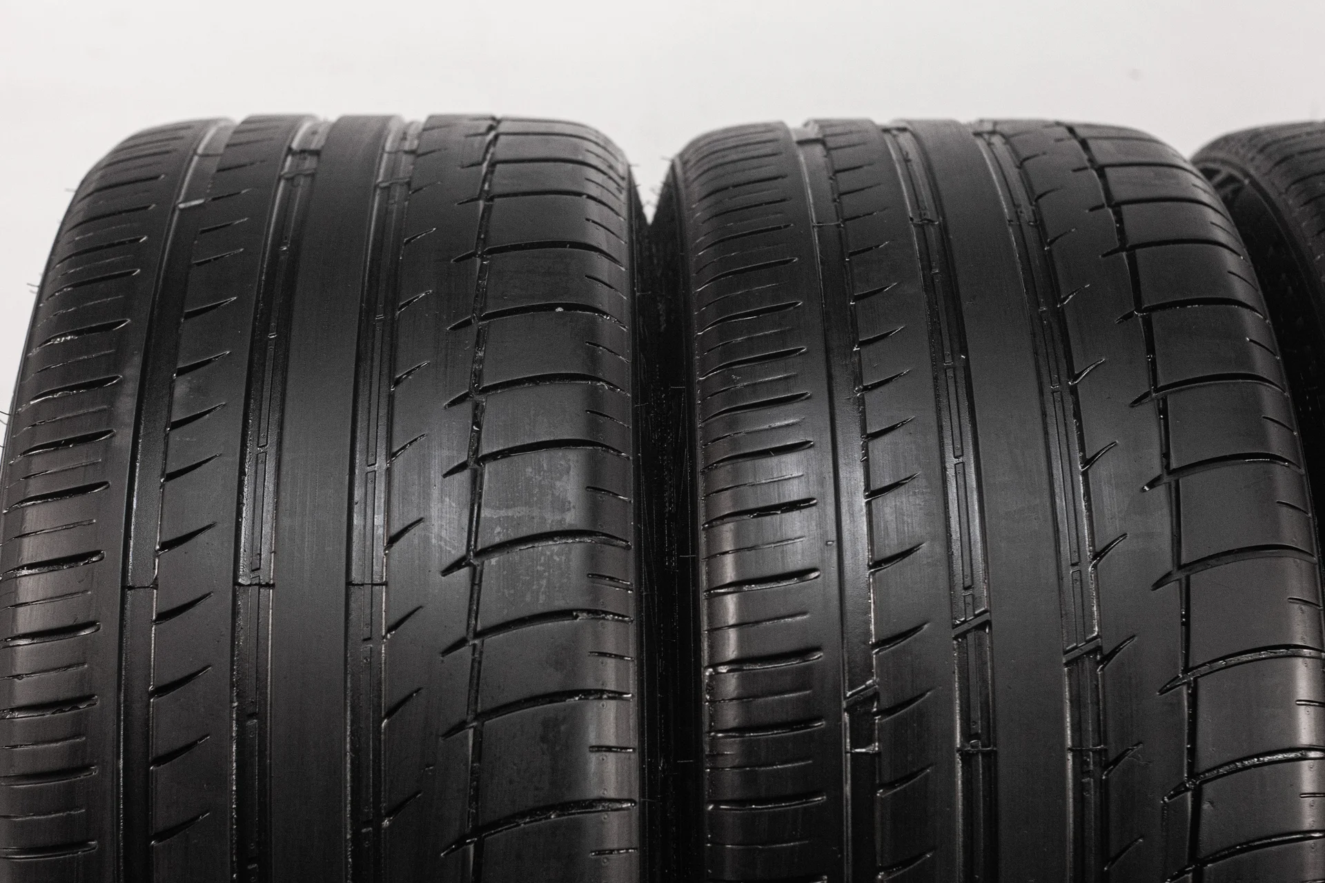 Triangle Sportex TSH11 TH201 245/40 R20 95Y + 275/35 R20 102Y - миниатюра 6