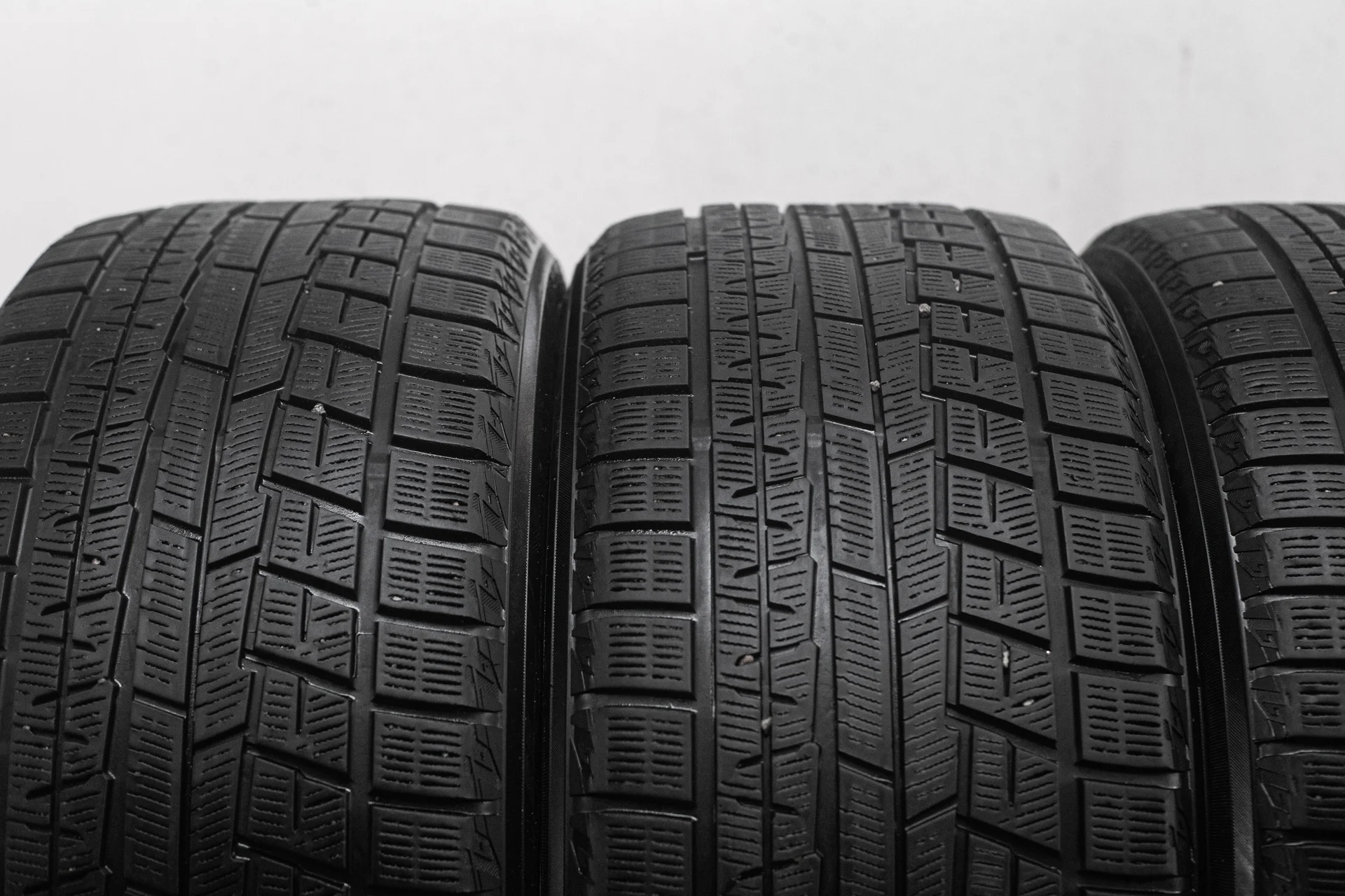 Yokohama Ice Guard IG60 255/40 R19 100Q XL - миниатюра 5
