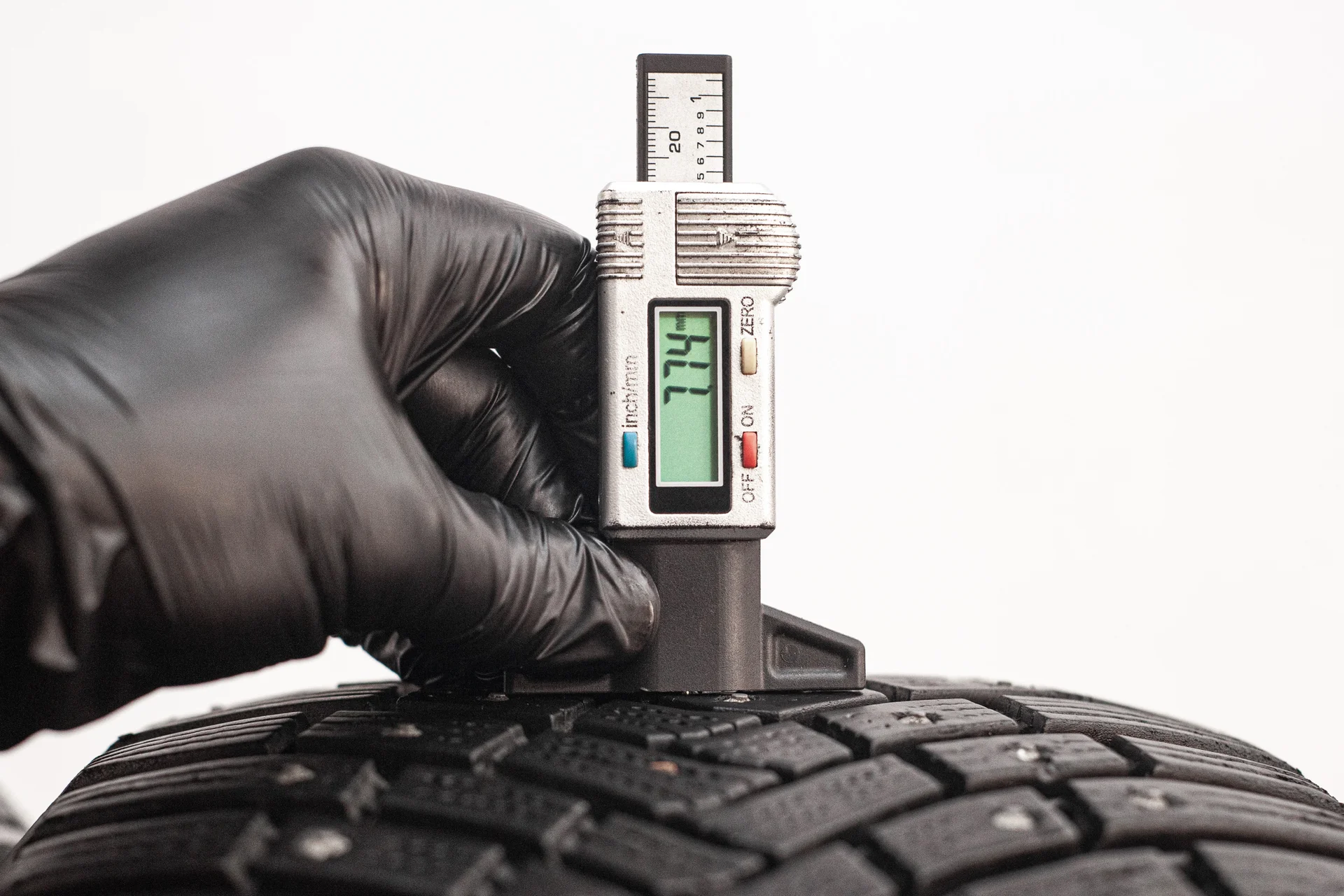 Continental IceContact 3 235/55 R20 105T - миниатюра 2