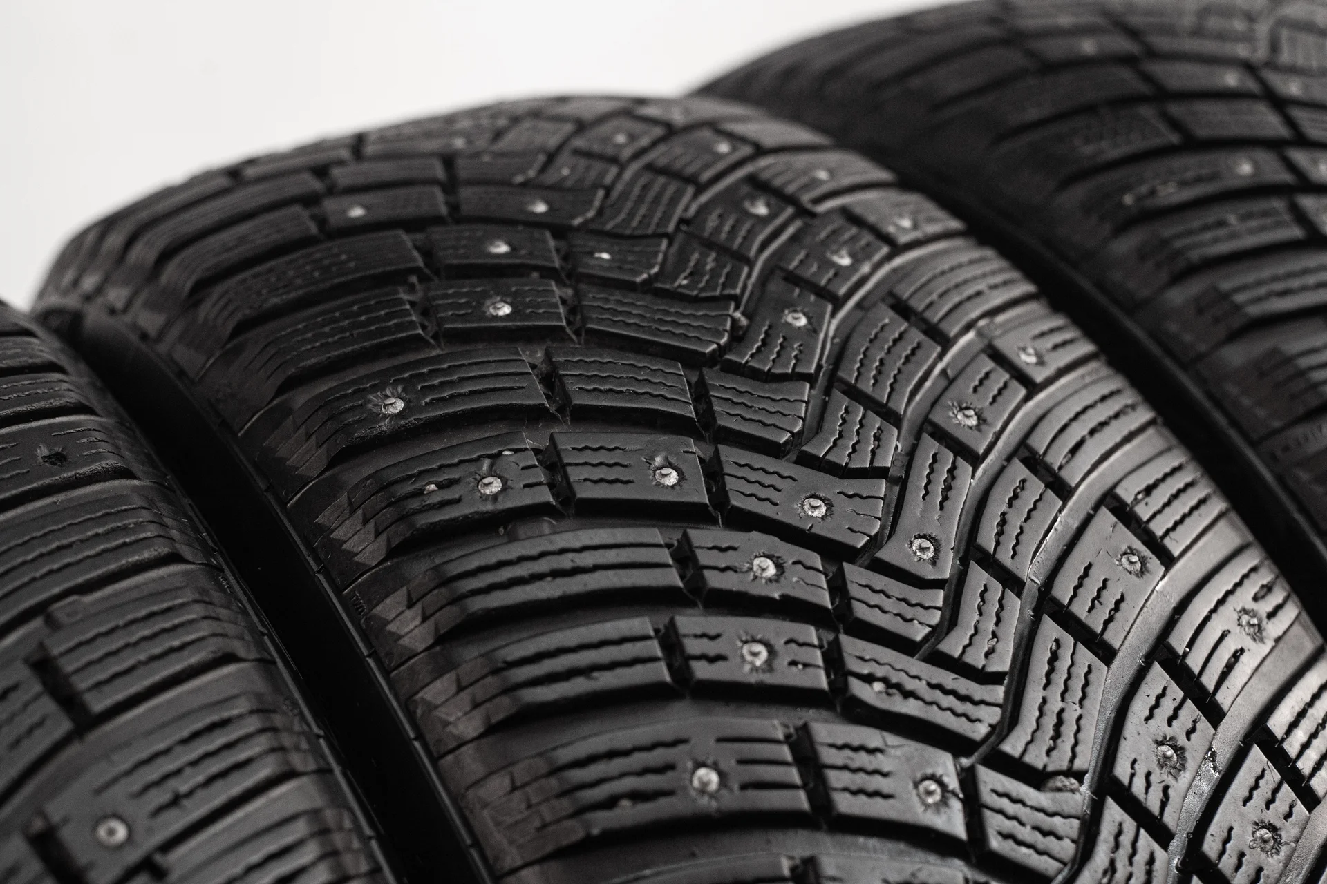 Continental IceContact 3 235/55 R20 105T - миниатюра 3