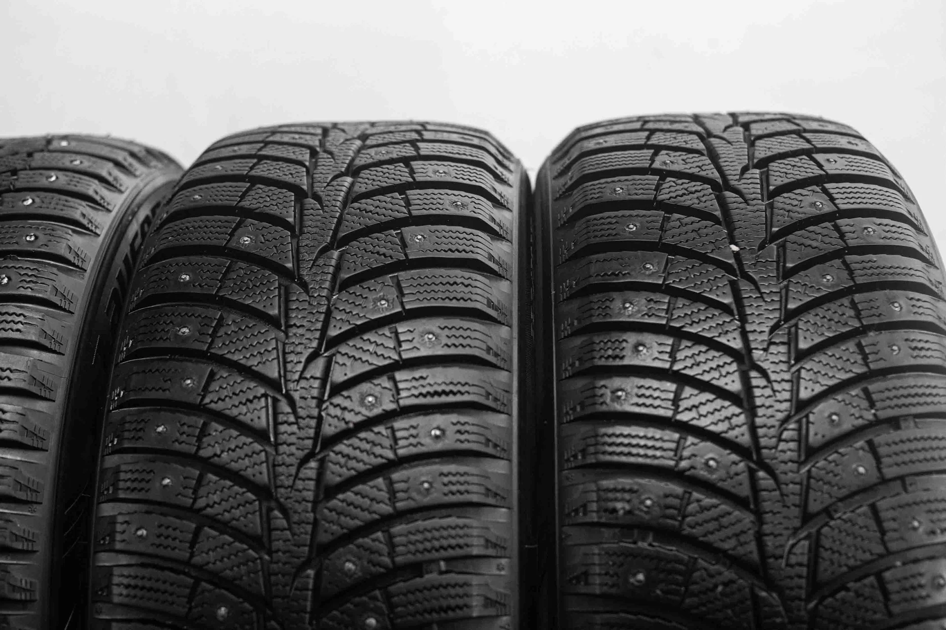 Laufenn i-Fit Ice LW71 225/50 R17 98T XL - миниатюра 4