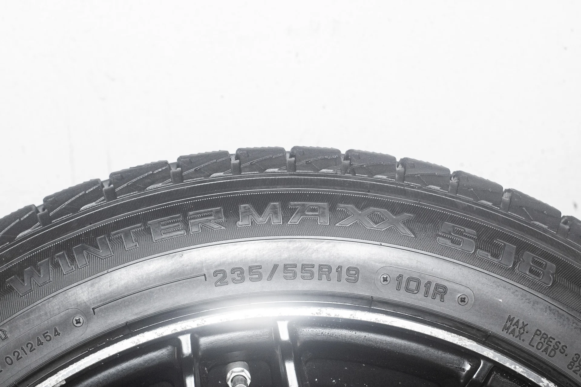 Dunlop Winter Maxx SJ8 235/55 R19 101R + 255/50 R19 107R - миниатюра 8