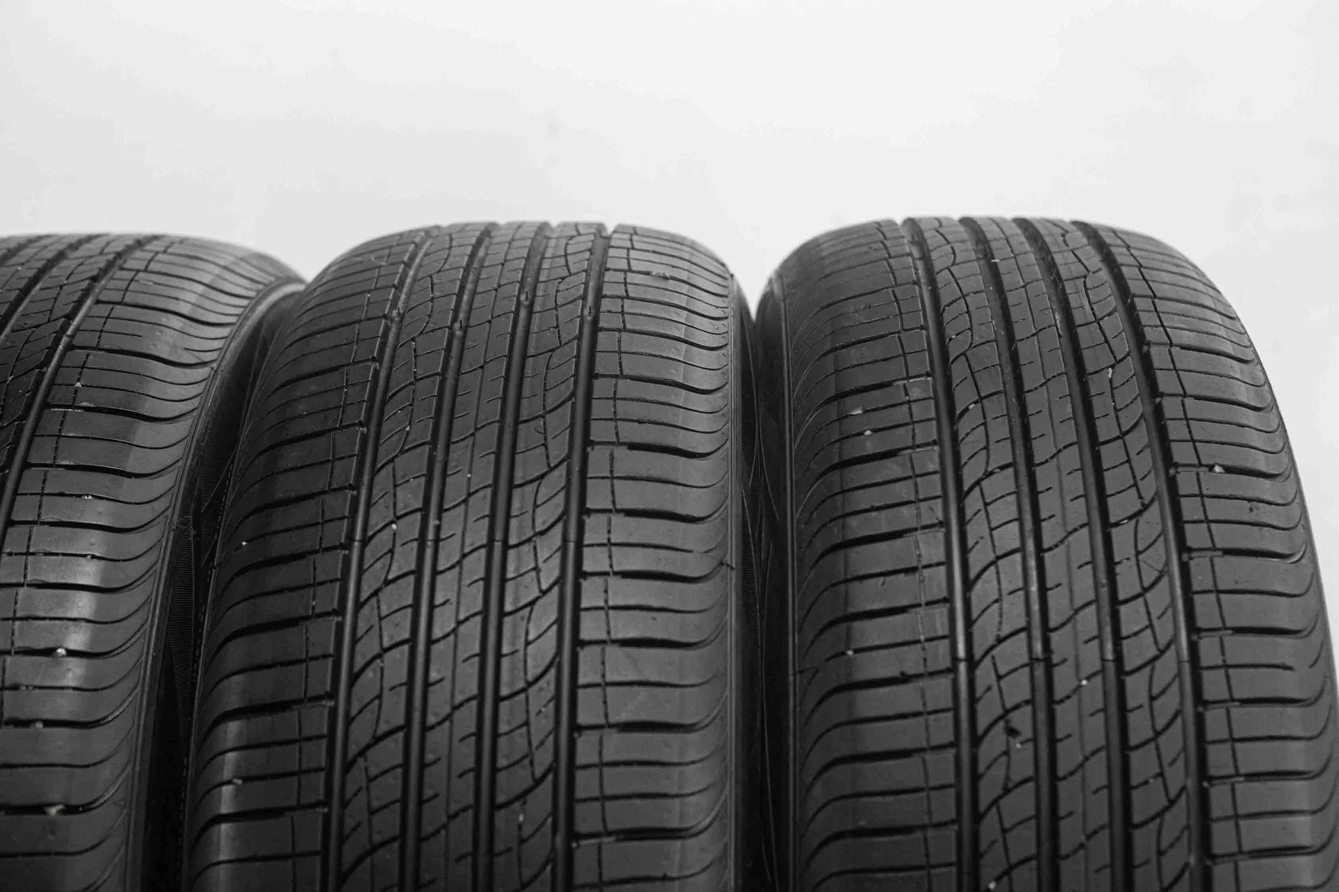Giti GitiComfort F50 215/55 R18 95H - миниатюра 4