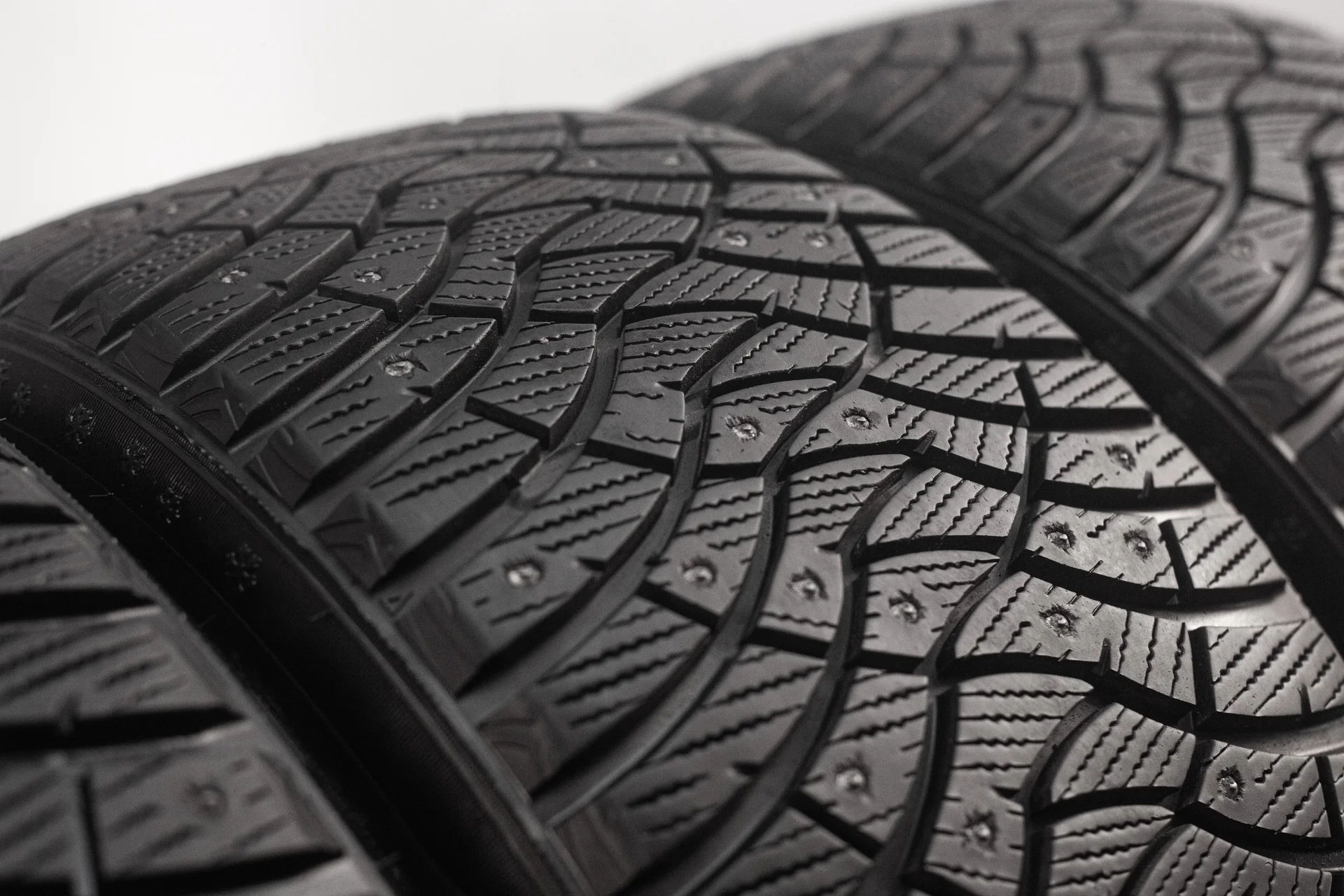 Dunlop SP Winter Ice 03 245/40 R18 97T - миниатюра 3
