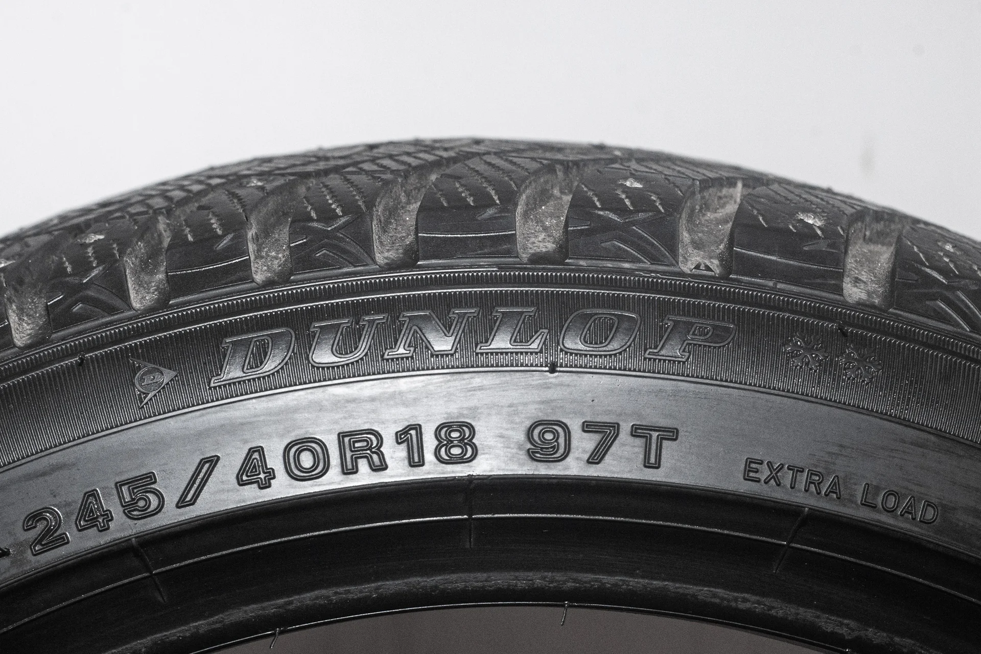 Dunlop SP Winter Ice 03 245/40 R18 97T - миниатюра 6