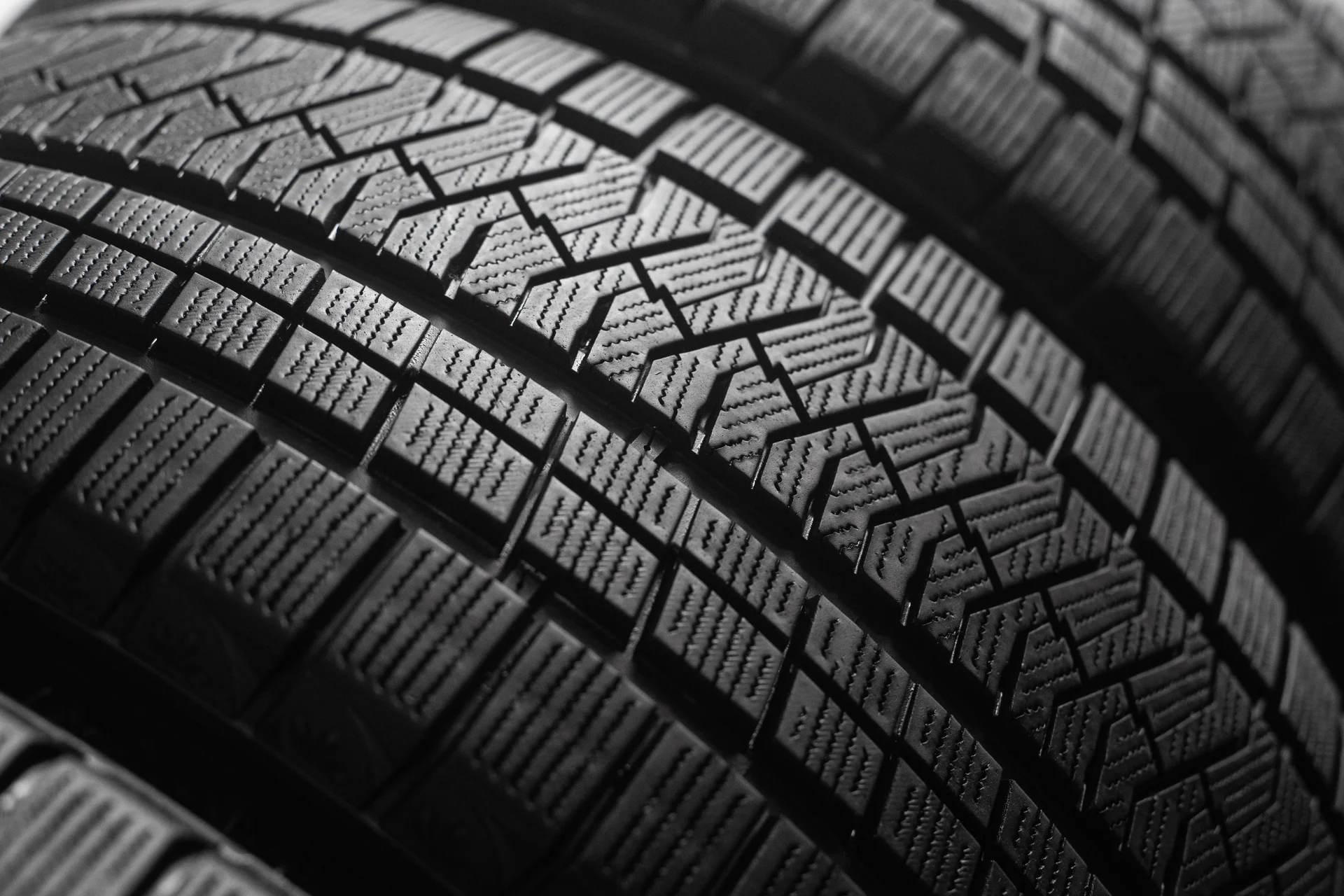 Triangle Snow Link TWT02 235/40 R19 96W XL - миниатюра 3