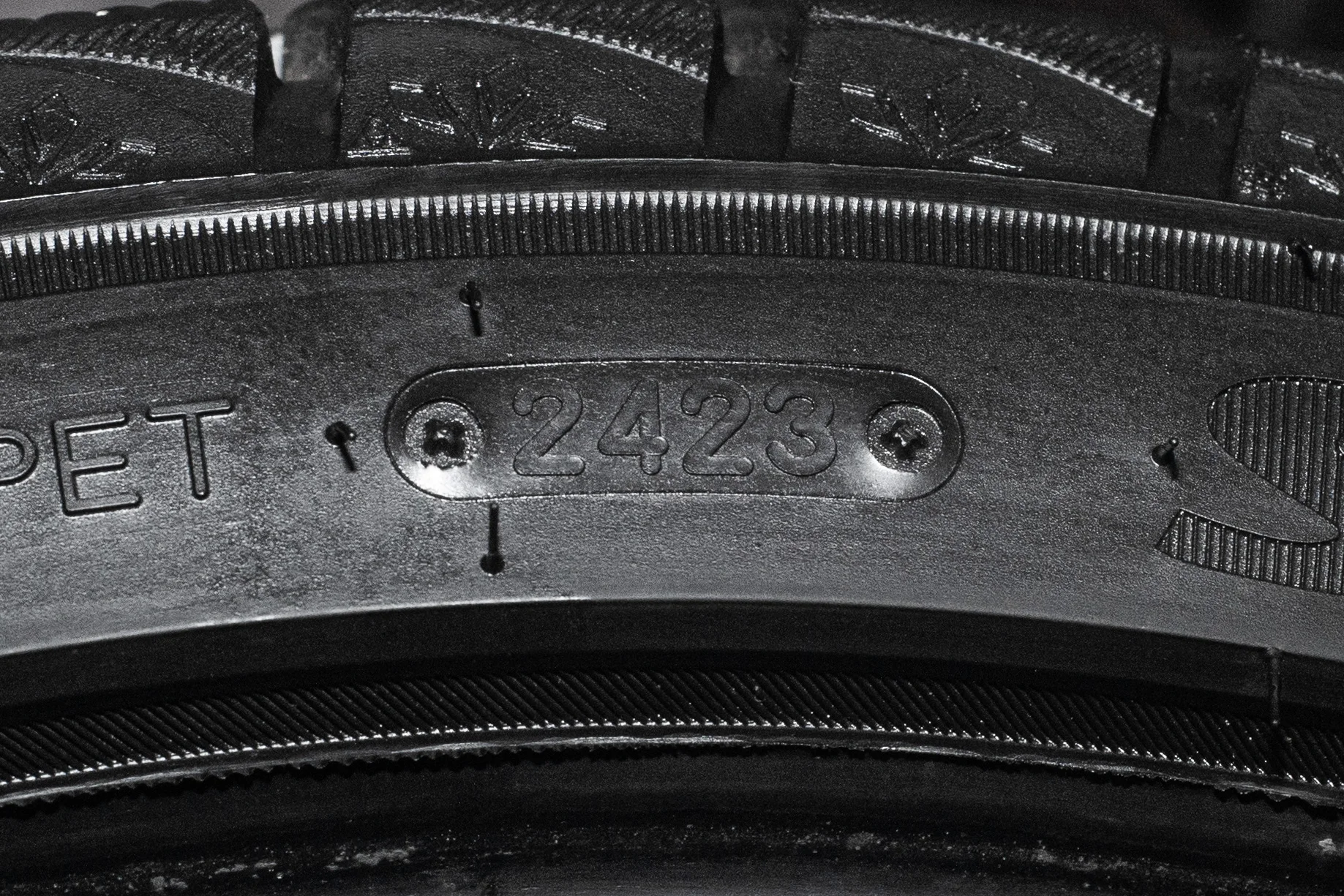 Triangle Snow Link TWT02 235/40 R19 96W XL - миниатюра 7