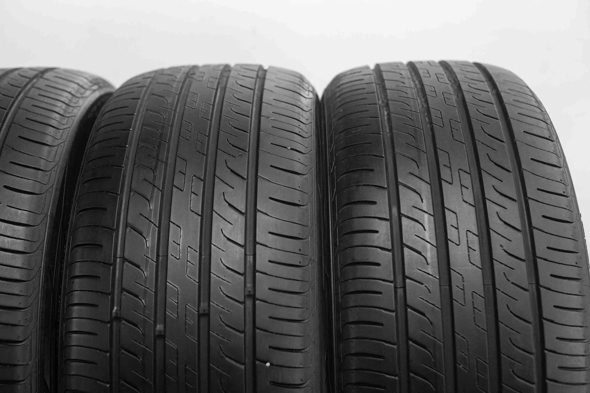 Giti GitiComfort 225V1 245/45 R20 103V - миниатюра 4