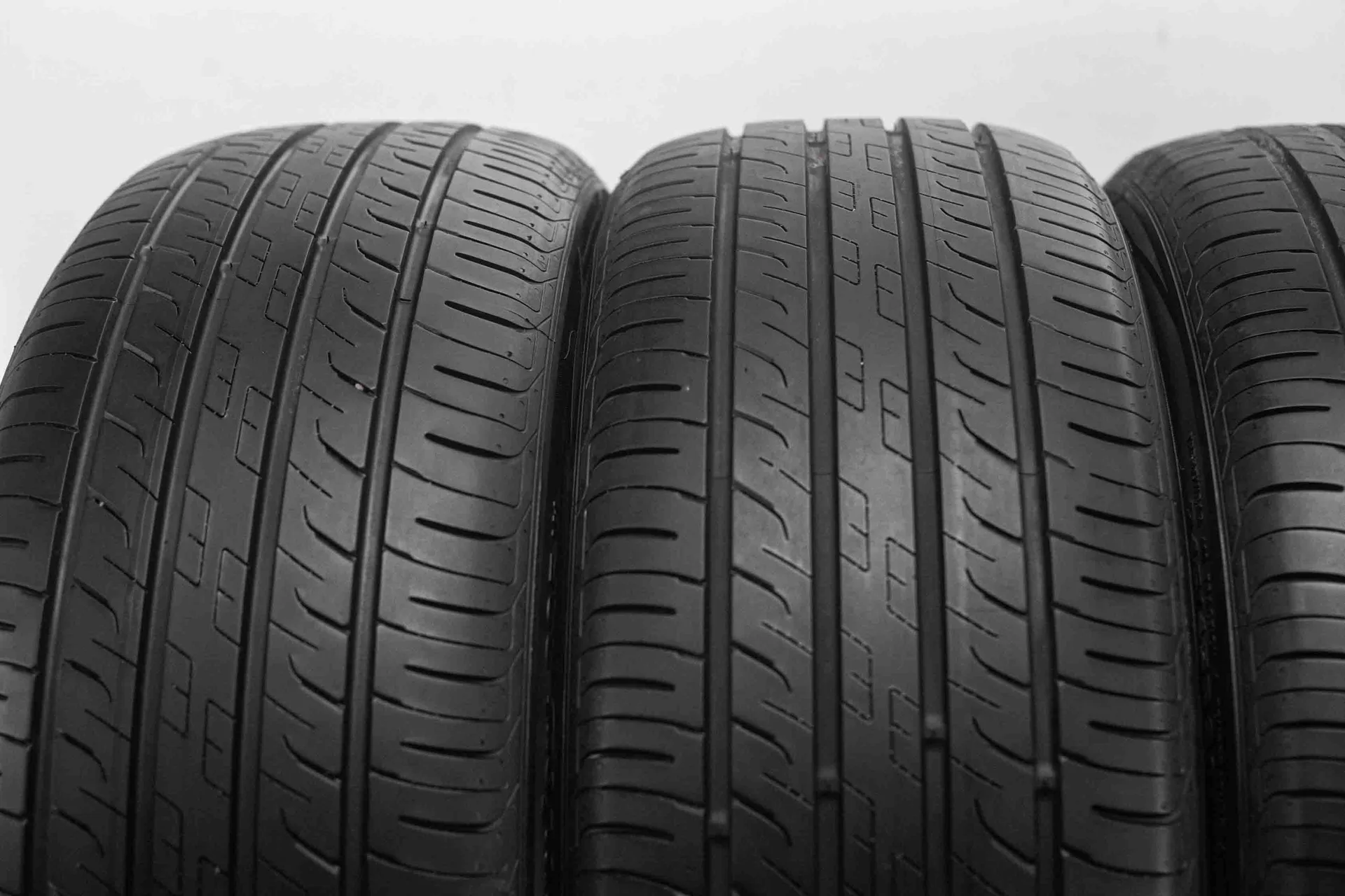 Giti GitiComfort 225V1 245/45 R20 103V - миниатюра 5