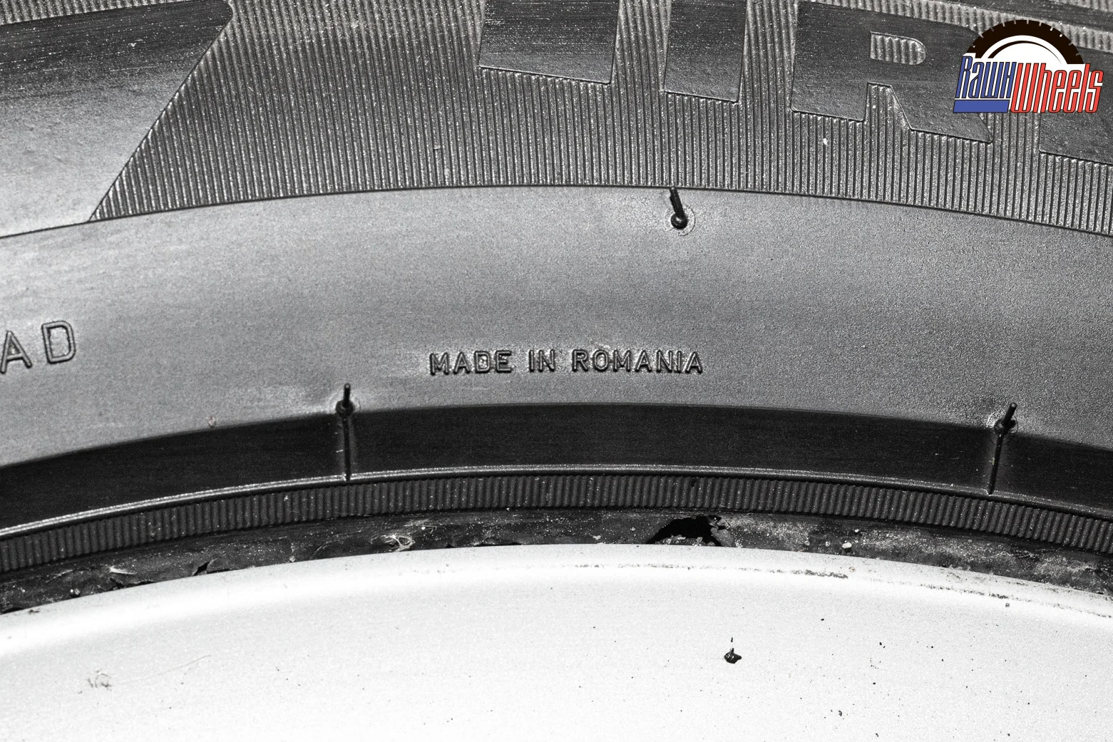 Pirelli Ice Zero 245/50 R18 104T RF - миниатюра 9