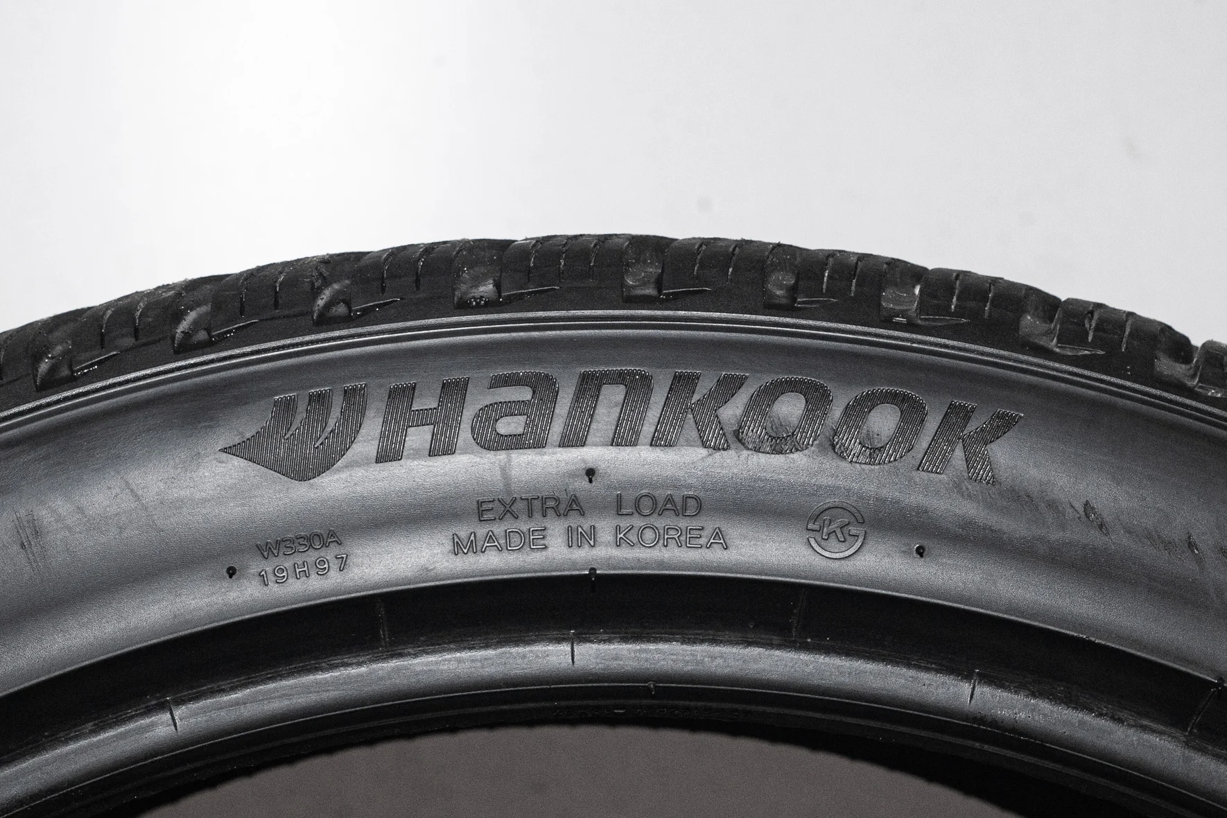Hankook W330A i cept Evo3 265/40 R22 106W - миниатюра 6