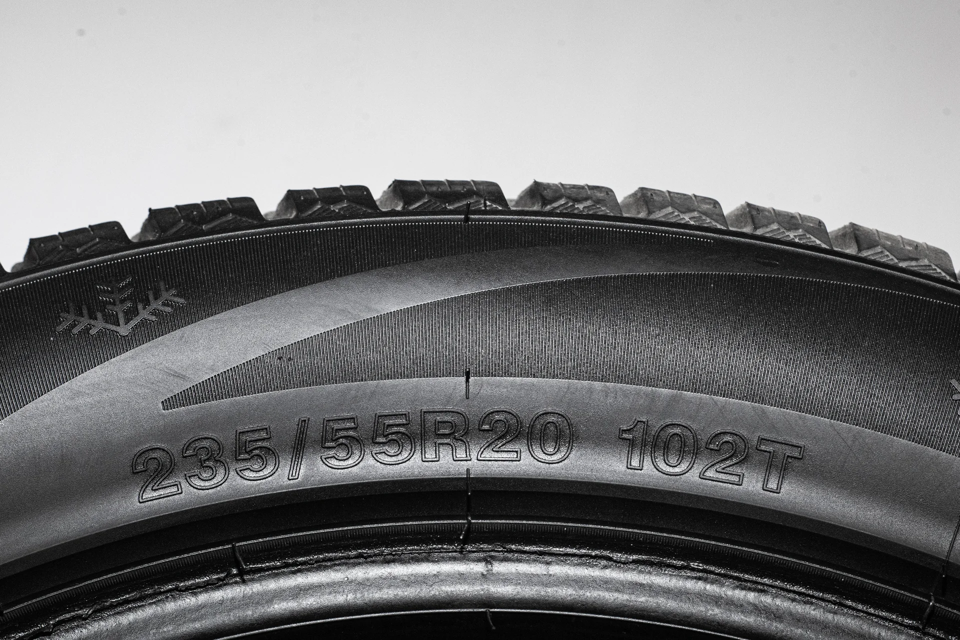 Zmax WinterNova Stud 2 235/55 R20 102T - миниатюра 8