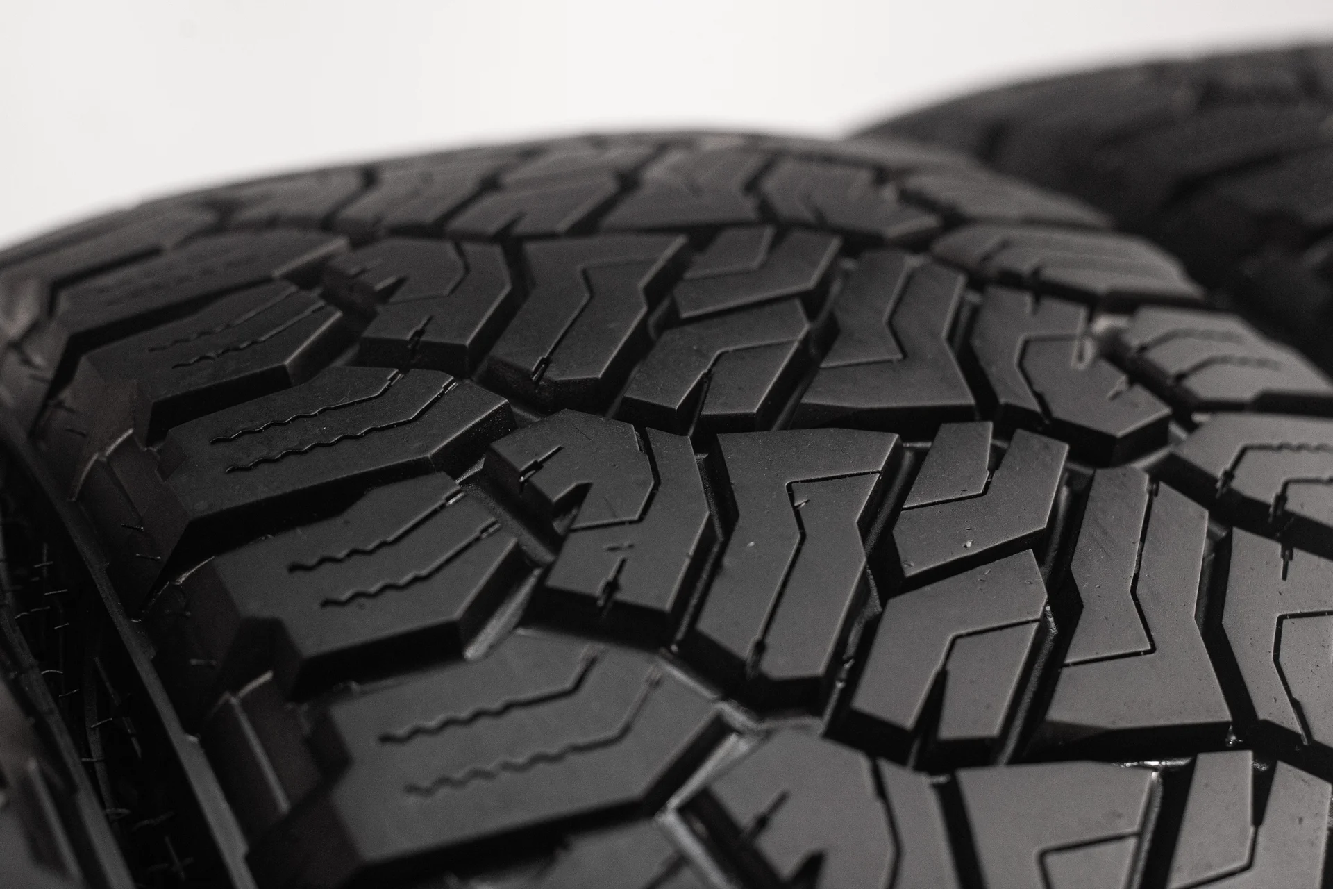 Venom Power Trail Hunter ATS 255/55 R20 110H - миниатюра 3