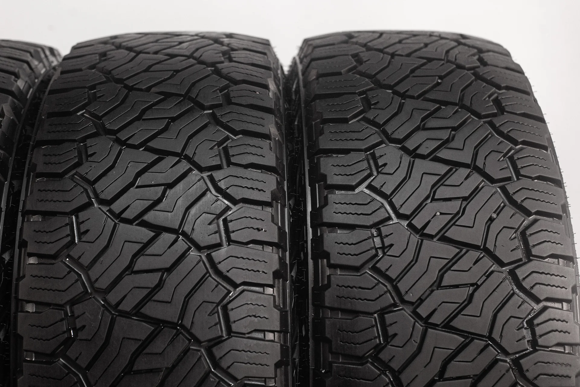 Venom Power Trail Hunter ATS 255/55 R20 110H - миниатюра 4