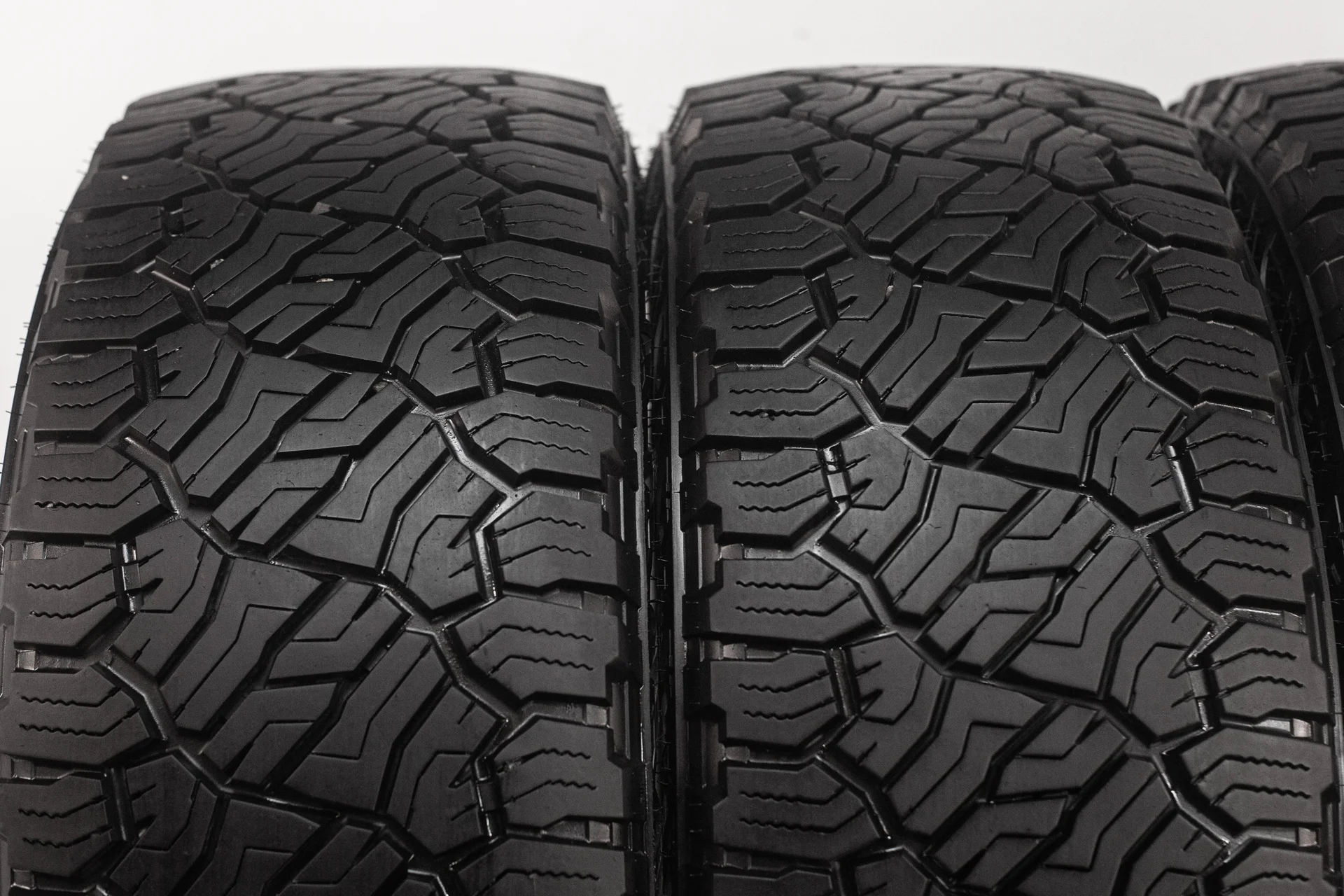 Venom Power Trail Hunter ATS 255/55 R20 110H - миниатюра 5