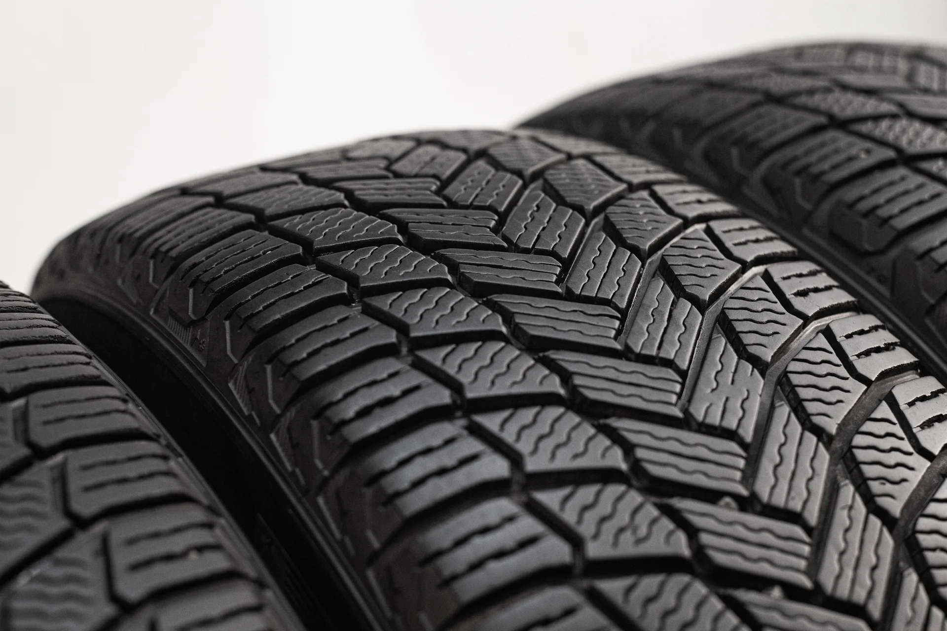Michelin X-Ice Snow SUV 235/60 R18 107T - миниатюра 3