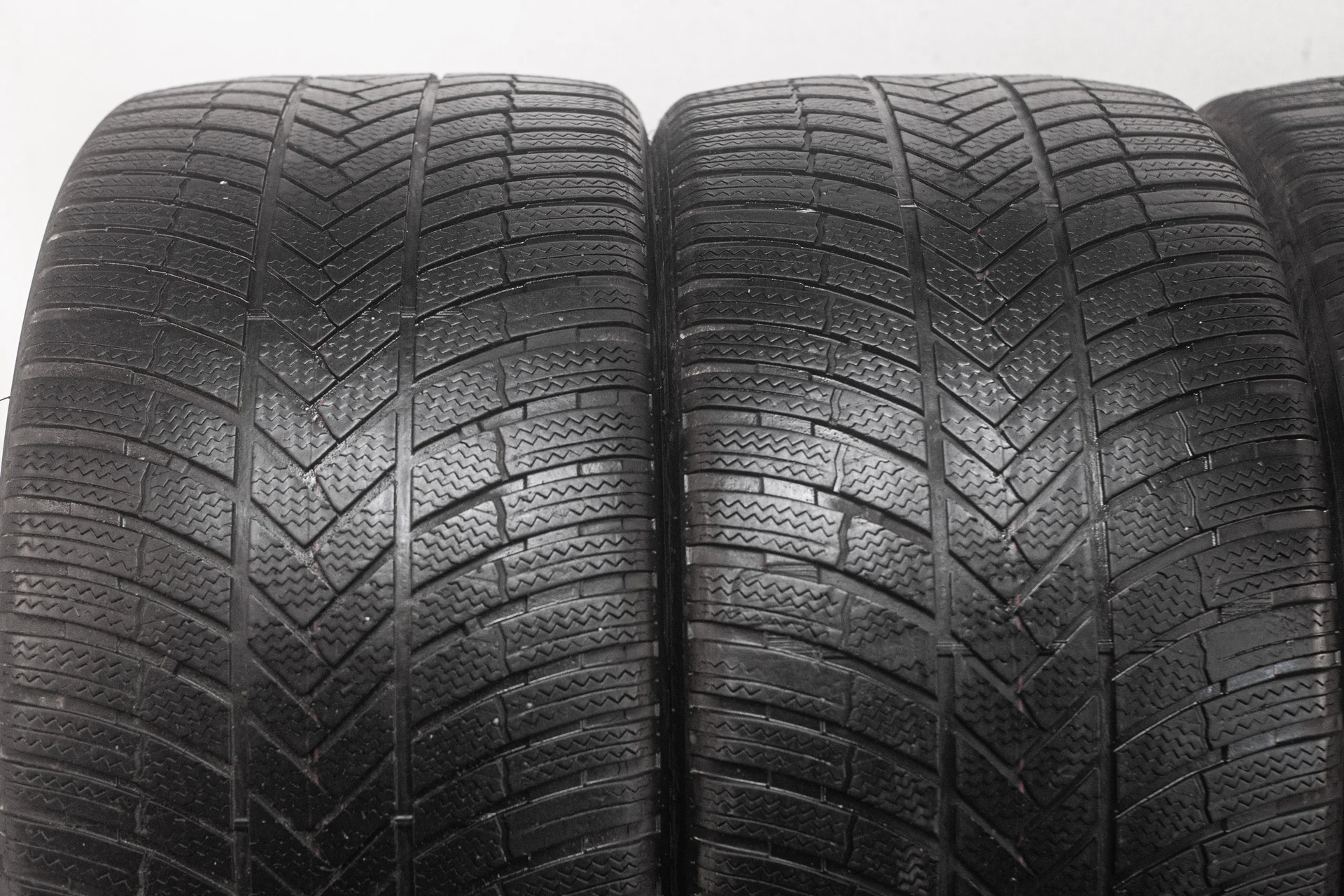 Bridgestone Blizzak LM005 285/40 R21 109V + 315/35 R21 111V - миниатюра 6