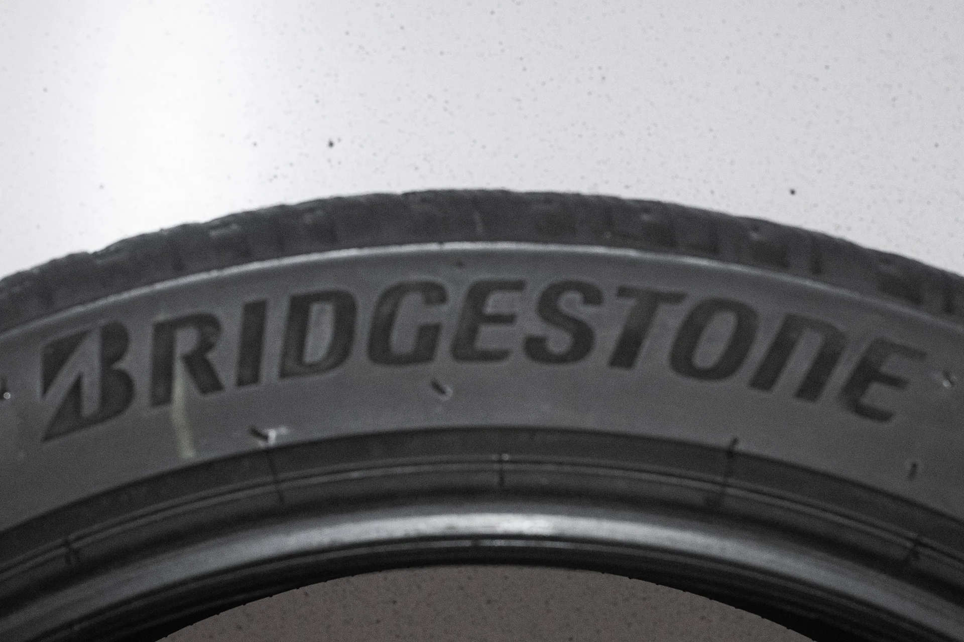 Bridgestone Blizzak LM005 285/40 R21 109V + 315/35 R21 111V - миниатюра 7