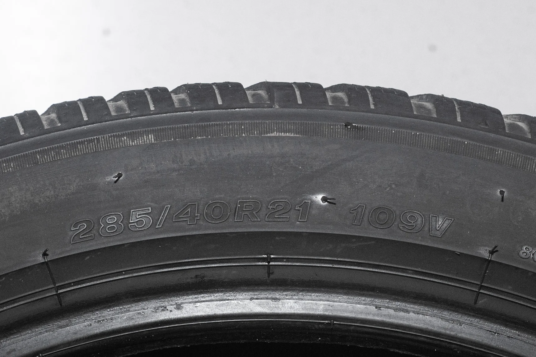 Bridgestone Blizzak LM005 285/40 R21 109V + 315/35 R21 111V - миниатюра 9
