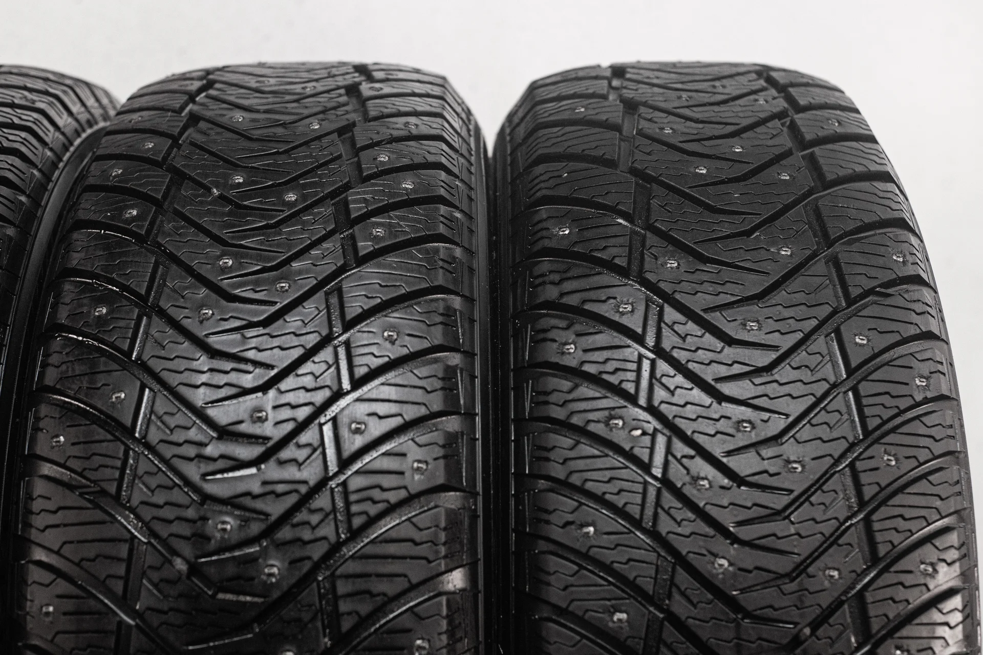Yokohama Ice Guard IG65 275/45 R20 115T - миниатюра 4