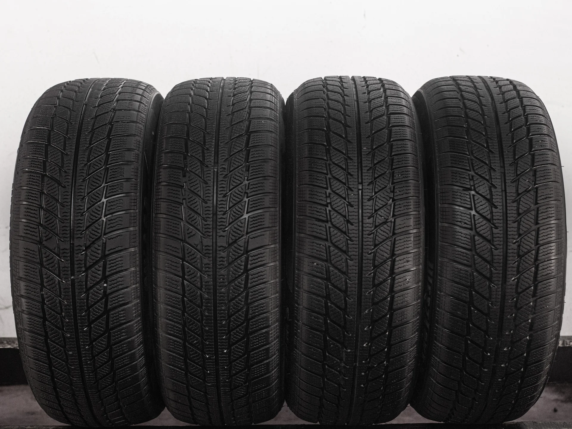 Westlake SW608 205/55 R16 91H - изображение 1