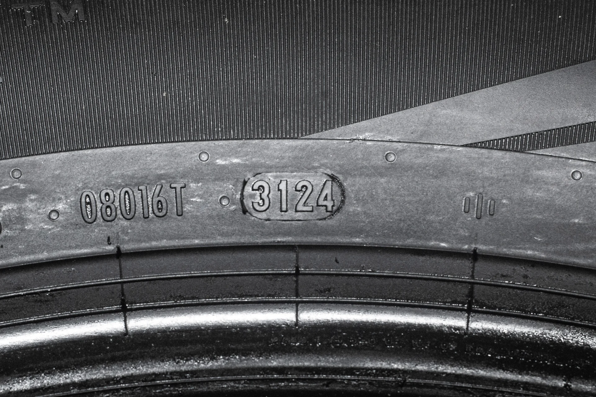 Formula Ice Friction 235/55 R19 105H XL - миниатюра 7