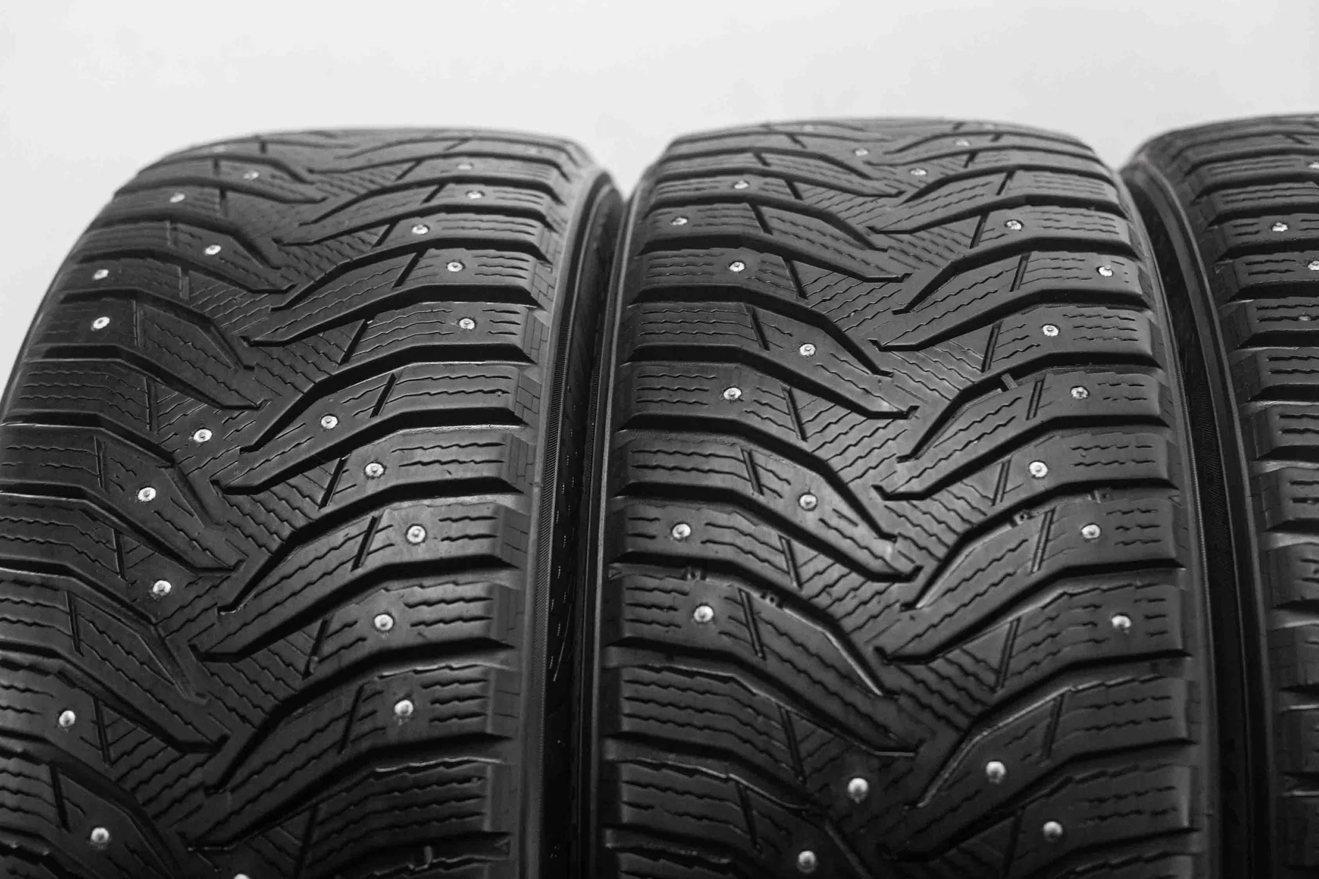 Kumho Wintercraft WI31+ 225/50 R18 99T - миниатюра 5
