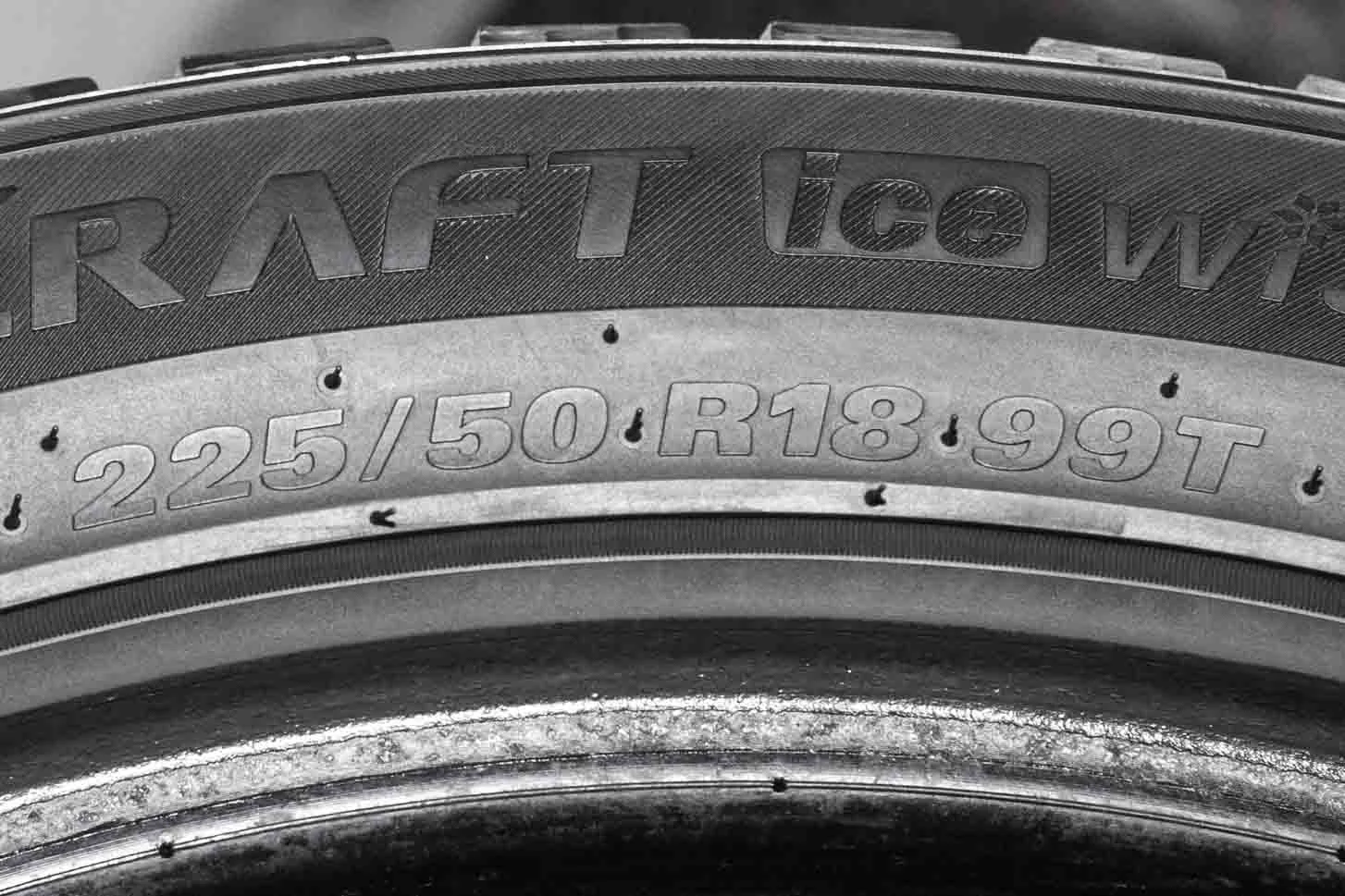 Kumho Wintercraft WI31+ 225/50 R18 99T - миниатюра 6