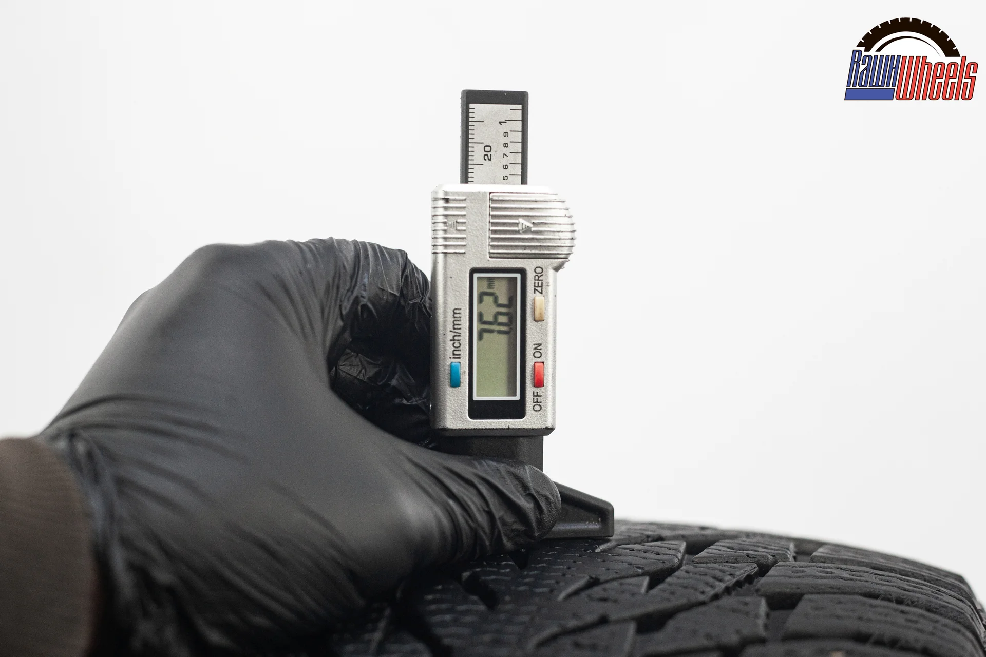 Nokian Hakkapeliitta R3 SUV 215/65 R17 103R XL - миниатюра 2