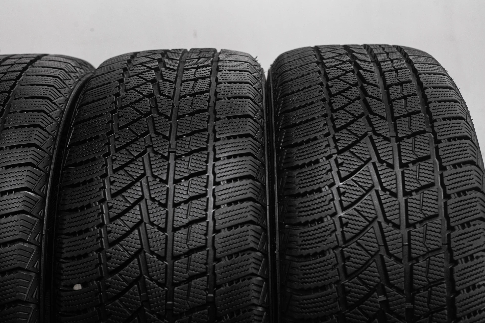 Doublestar DW02 255/45 R20 105T - миниатюра 4