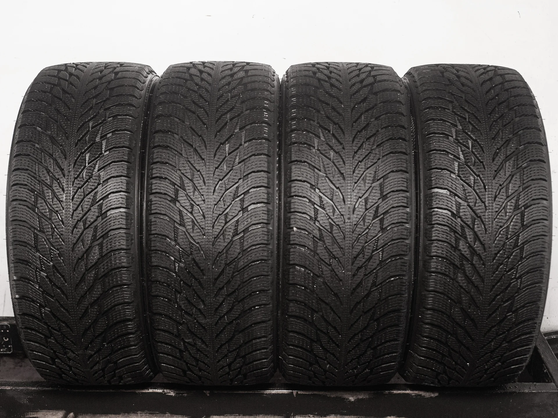 Ikon Autograph Snow 3 SUV 275/45 R21 110T XL