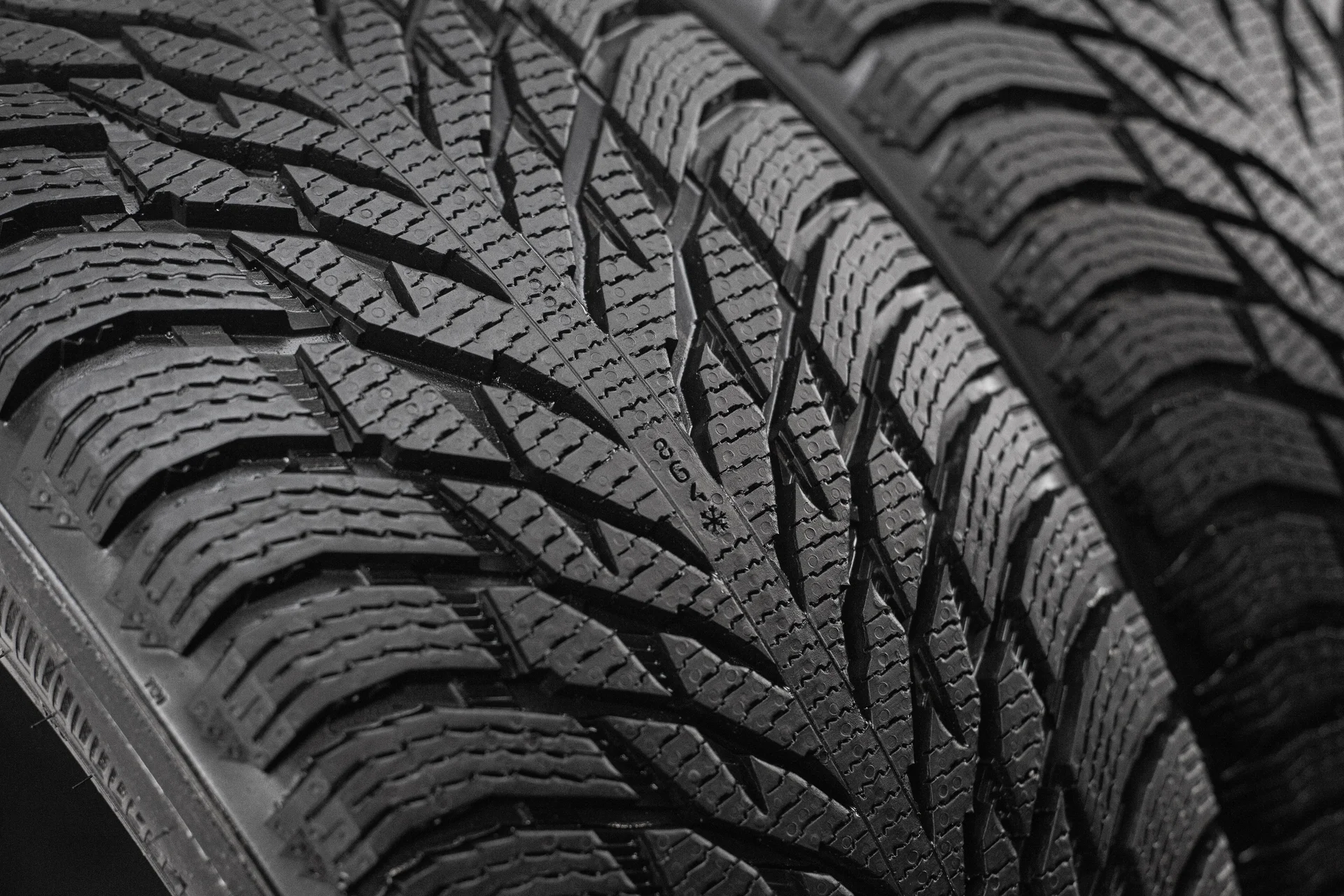 Ikon Autograph Snow 3 SUV 275/45 R21 110T XL - миниатюра 3
