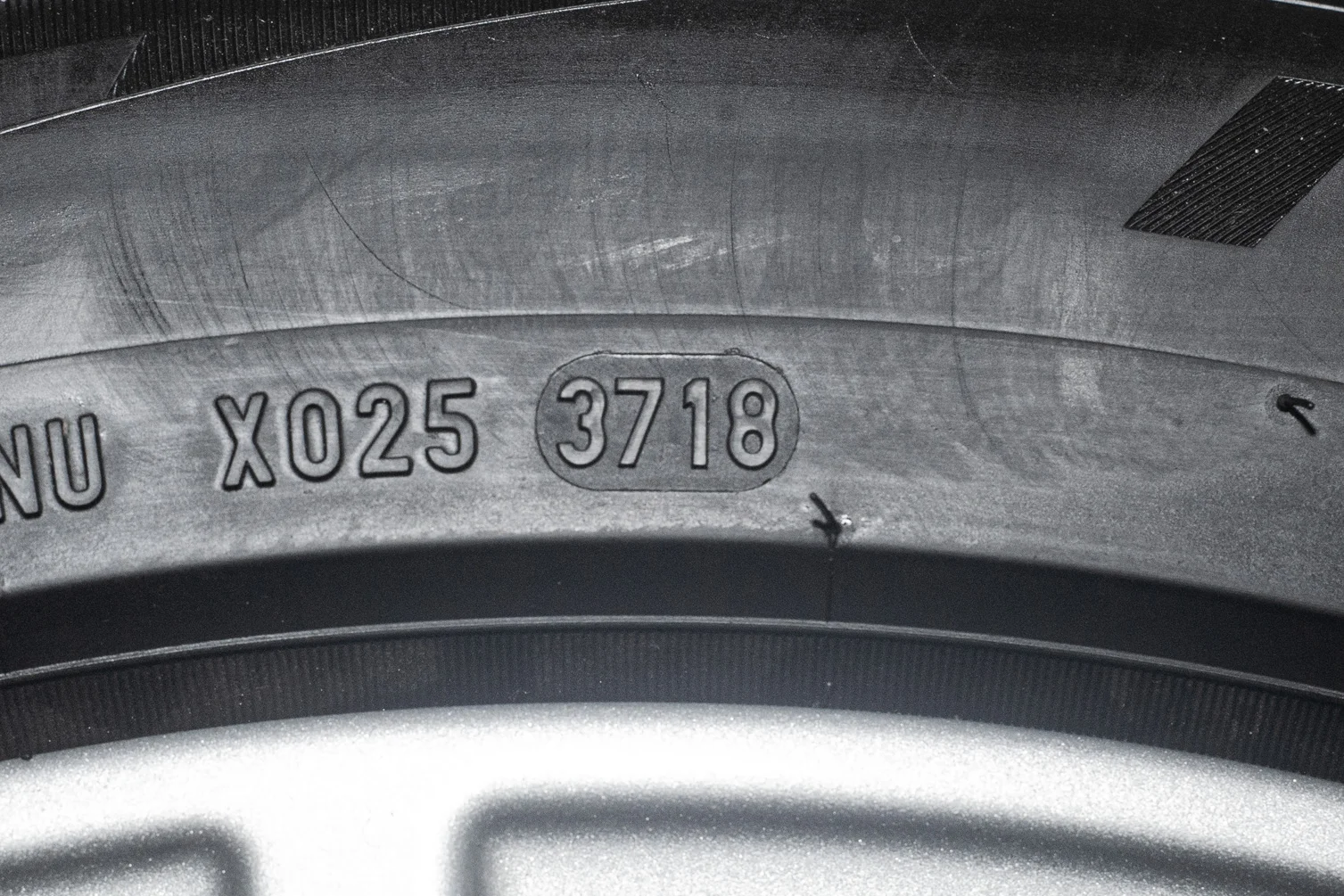 Pirelli Ice Zero FR 225/50 R17 98T - миниатюра 6