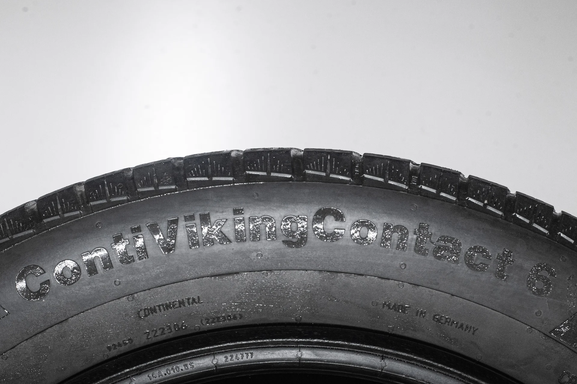 Continental ContiVikingContact 6 255/55 R18 109T - миниатюра 7