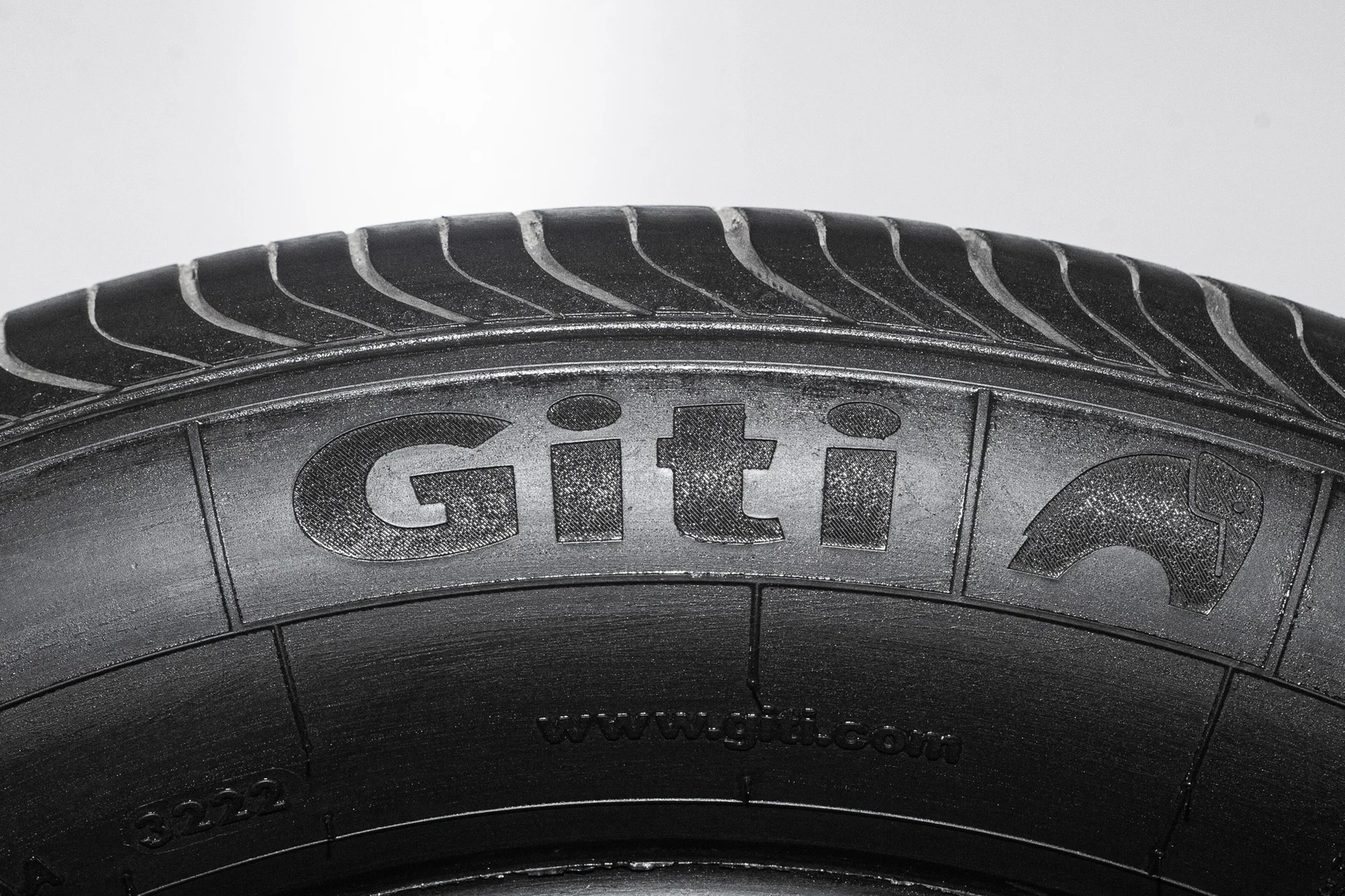 Giti GitiComfort F50 Advanztech 225/60 R18 100H - миниатюра 6