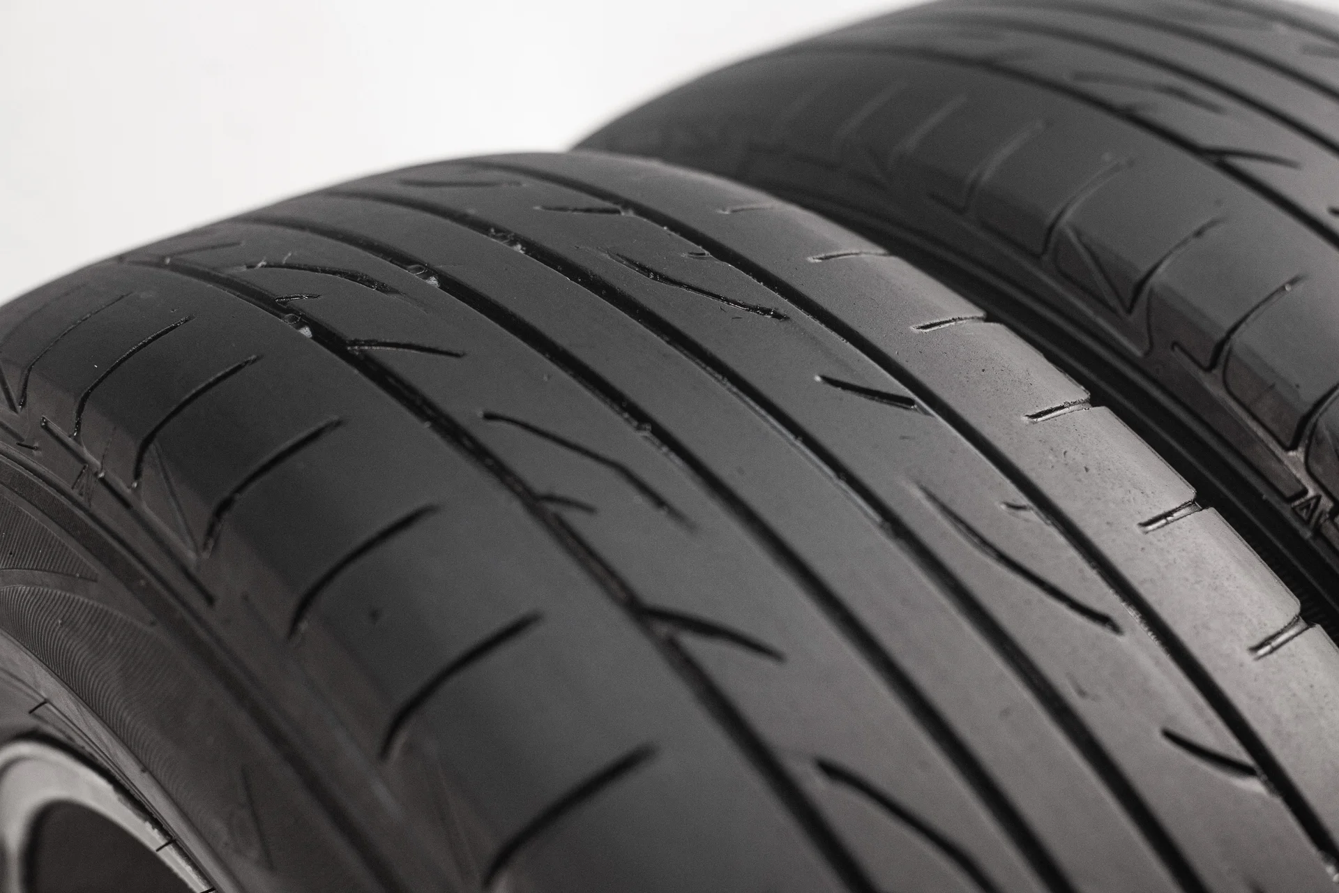 [2] Dunlop SP Sport LM704 215/65 R16 98H - миниатюра 3