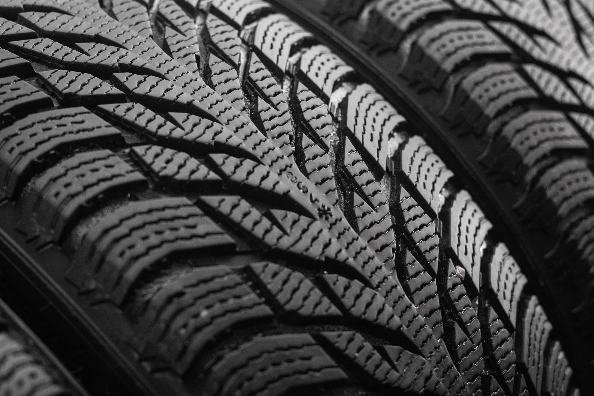 Ikon Autograph Snow 3 SUV 225/55 R19 103R XL - миниатюра 3