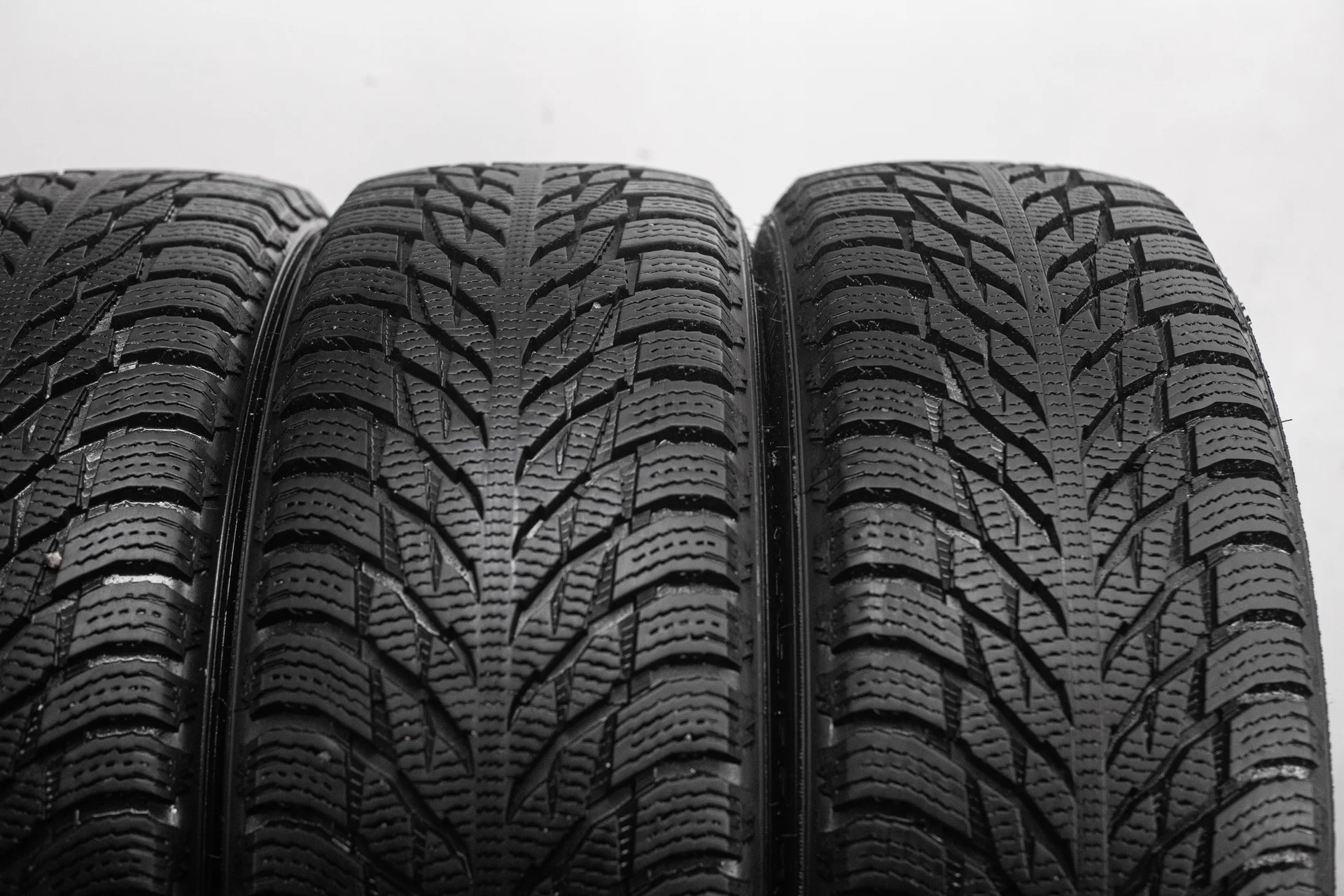 Ikon Autograph Snow 3 SUV 225/55 R19 103R XL - миниатюра 4