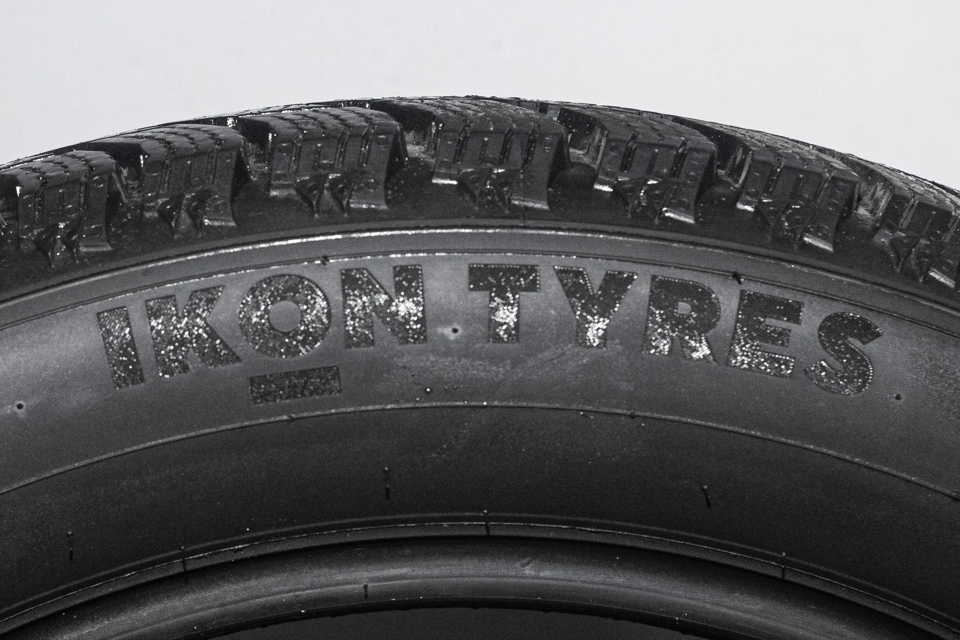 Ikon Autograph Snow 3 SUV 225/55 R19 103R XL - миниатюра 9