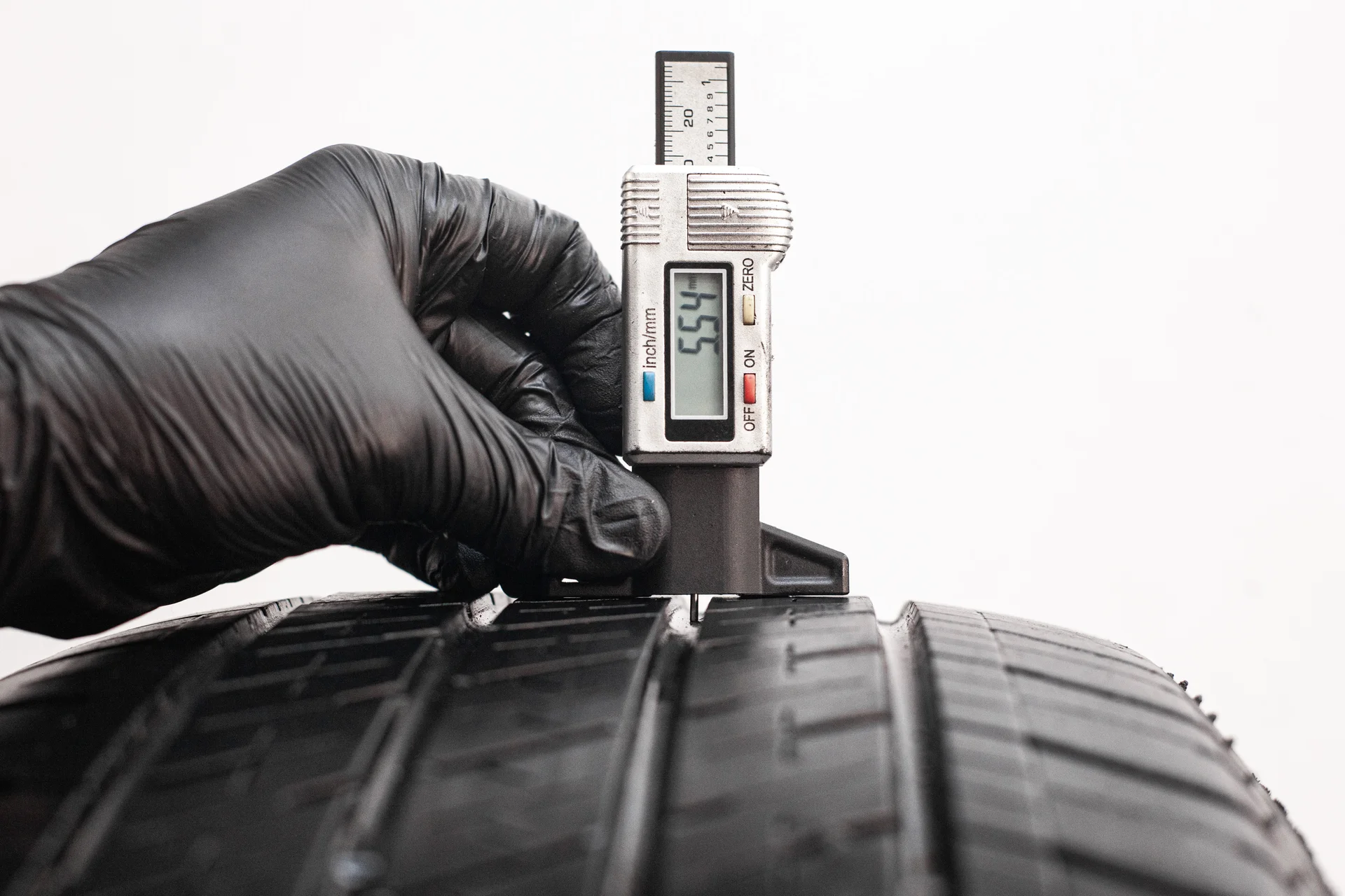 Bridgestone Ecopia H/L 422 Plus 255/50 R20 104V - миниатюра 2