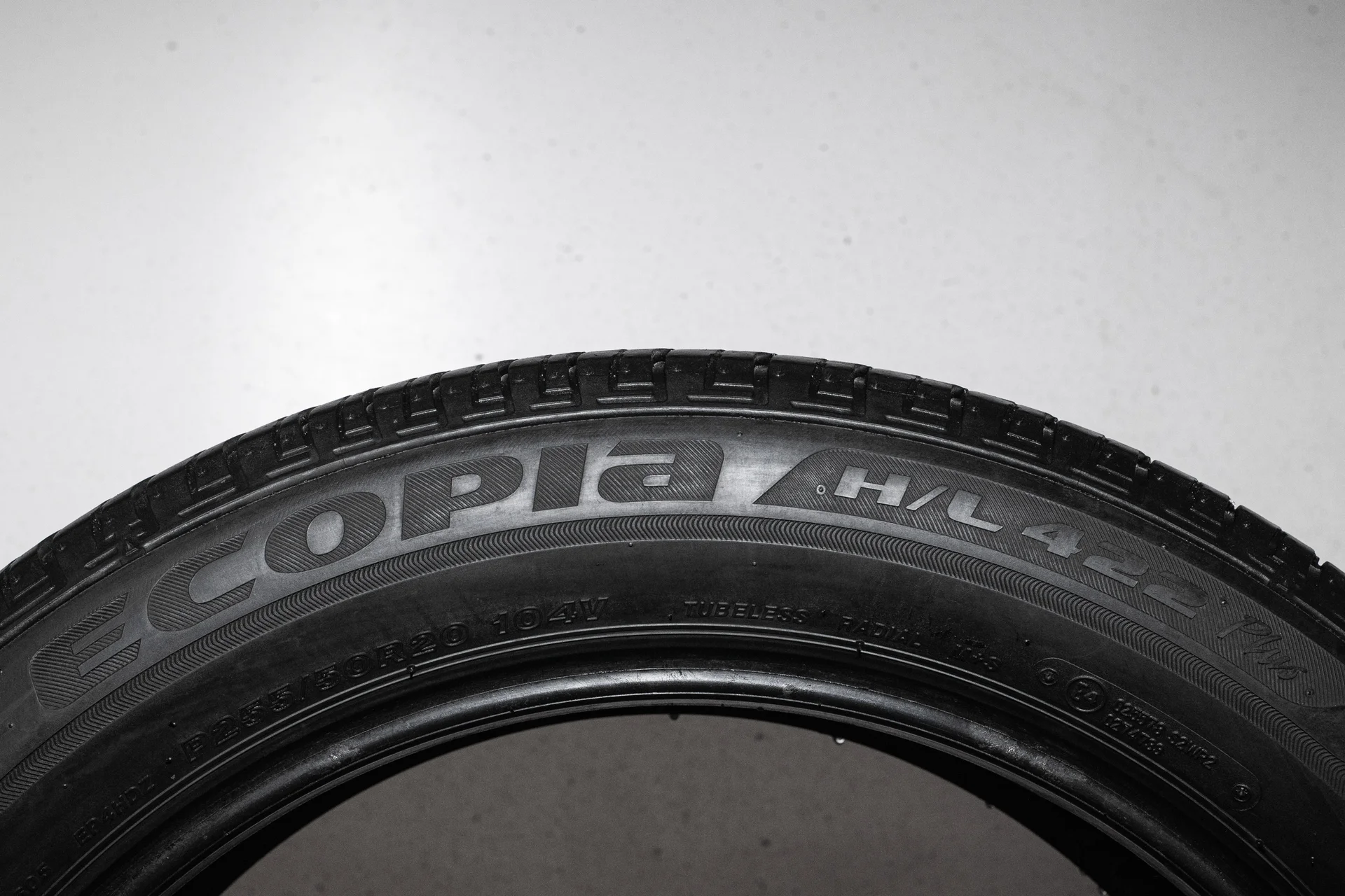 Bridgestone Ecopia H/L 422 Plus 255/50 R20 104V - миниатюра 7
