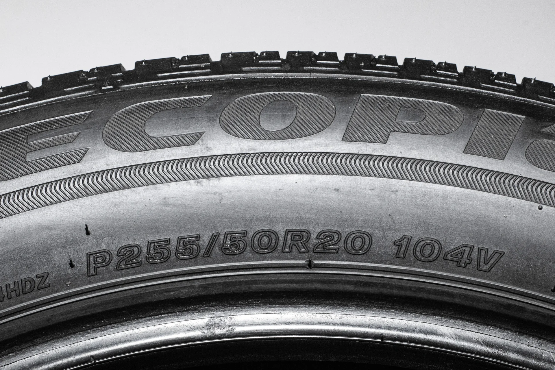 Bridgestone Ecopia H/L 422 Plus 255/50 R20 104V - миниатюра 8