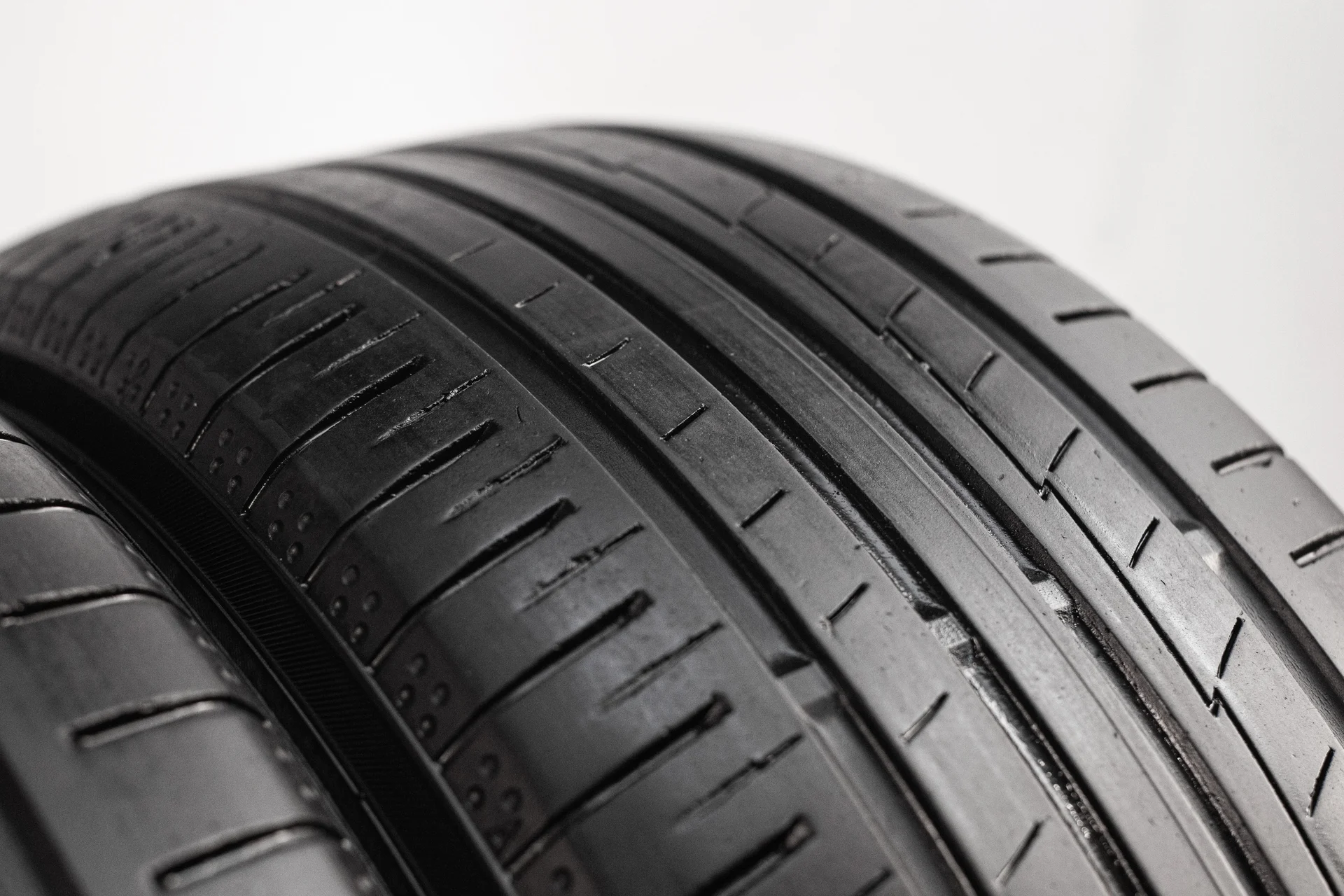 [2 шт.] Yokohama BluEarth-A AE-50 205/55 R16 91W - миниатюра 3